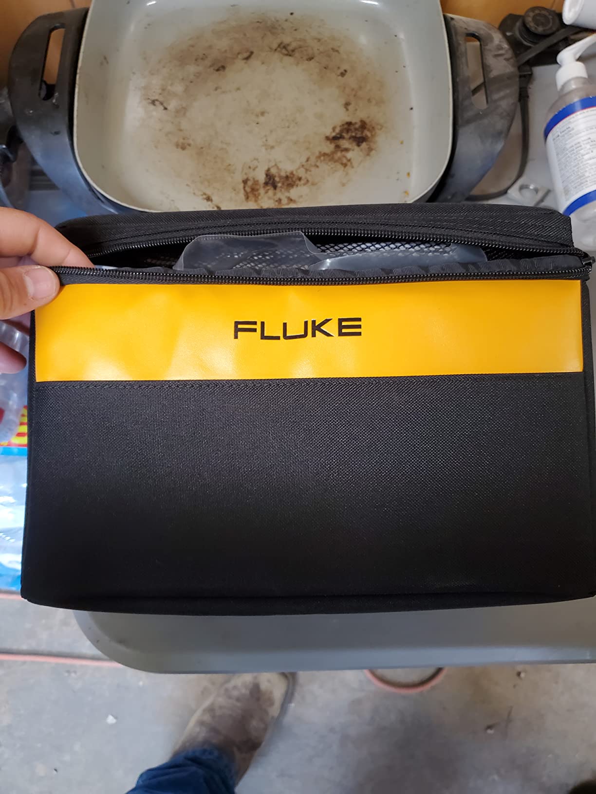 Fluke 4692725 1587/I400 FC 2-in-1 Insulation Multimeter with Clamp customer photo 1