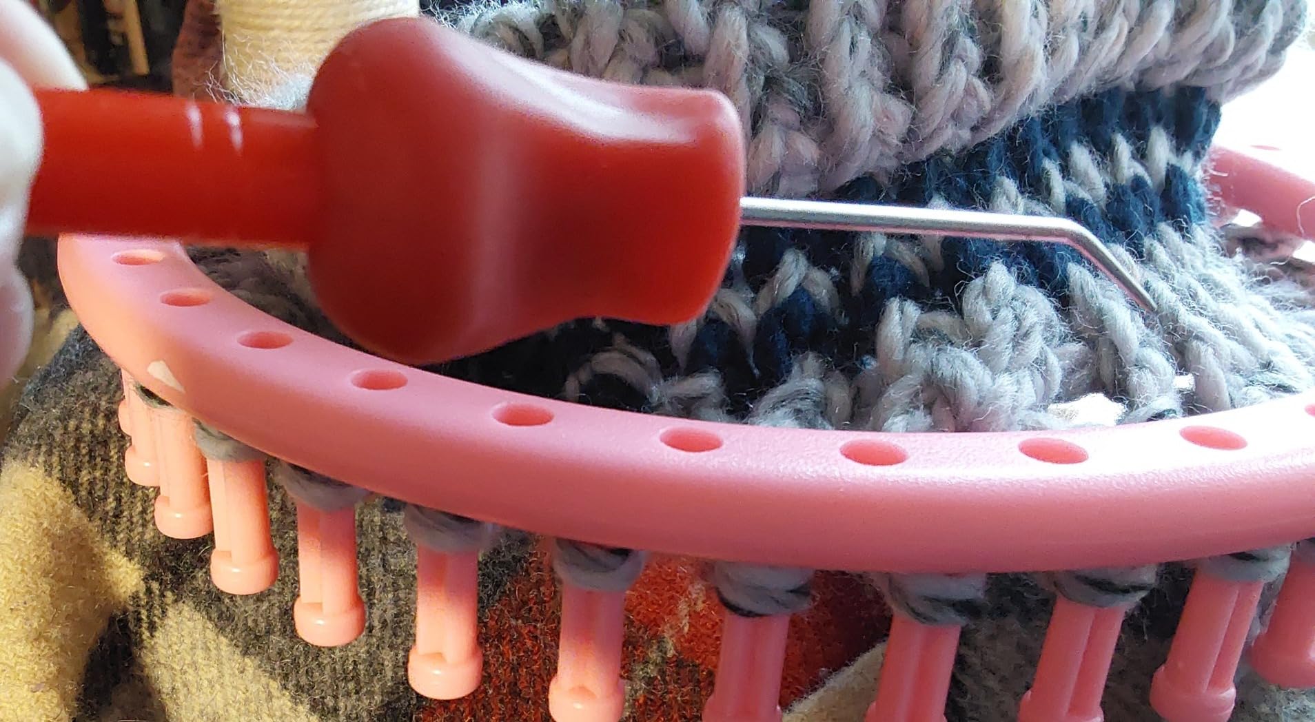 READAEER Round Knitting Looms Set Craft Kit Tool with Hook Needle and Pompom Maker customer photo 1