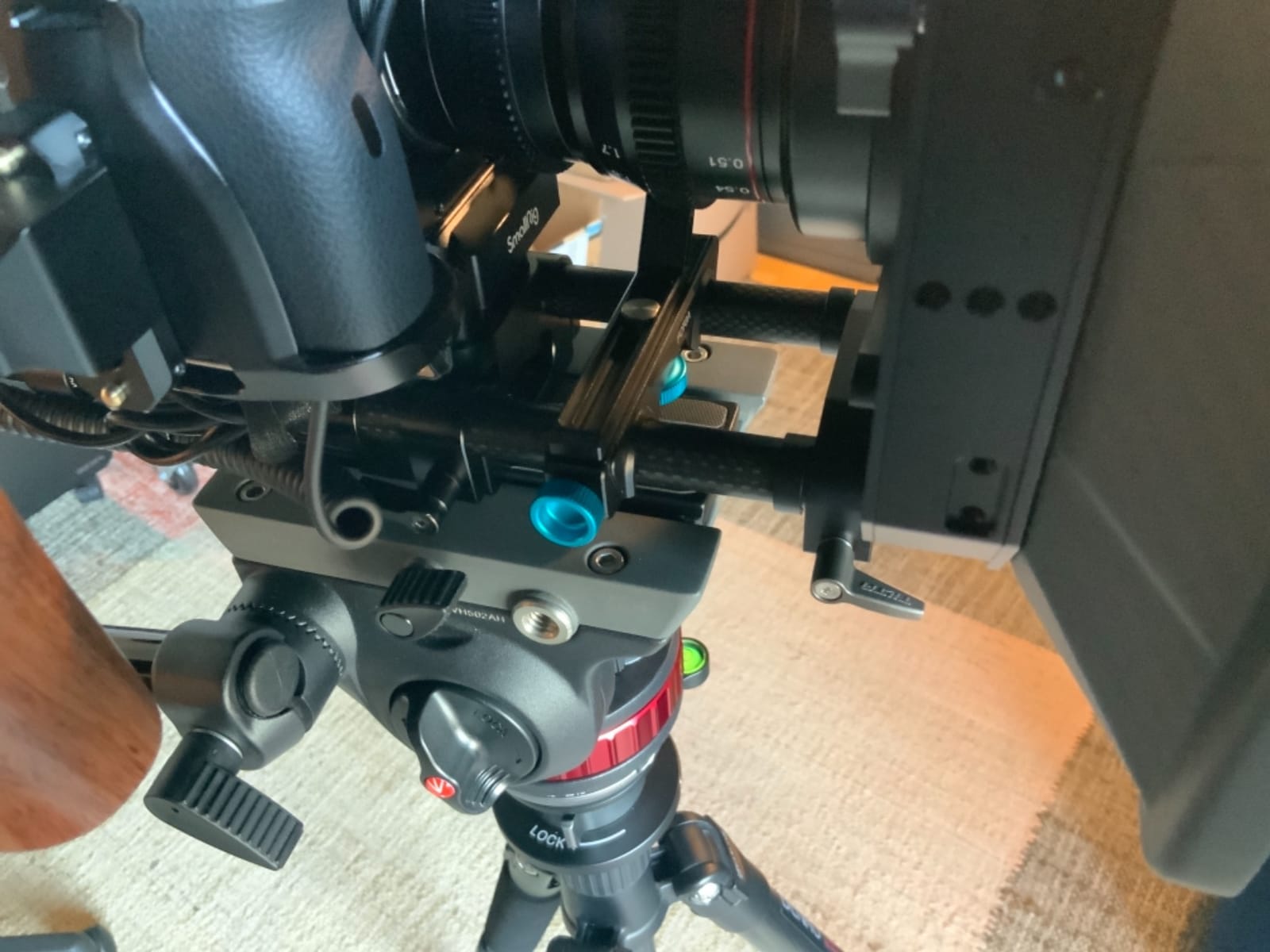 Fotga DP500III Follow Focus Puller w/A/B Stop, 15mm Quick Release Rod Clamp for Canon Nikon Sony Blackmagic DSLR Cinema Camera Video Mirrorless Camera Cine Lens Film Movie Video Making No Backlash customer photo 2