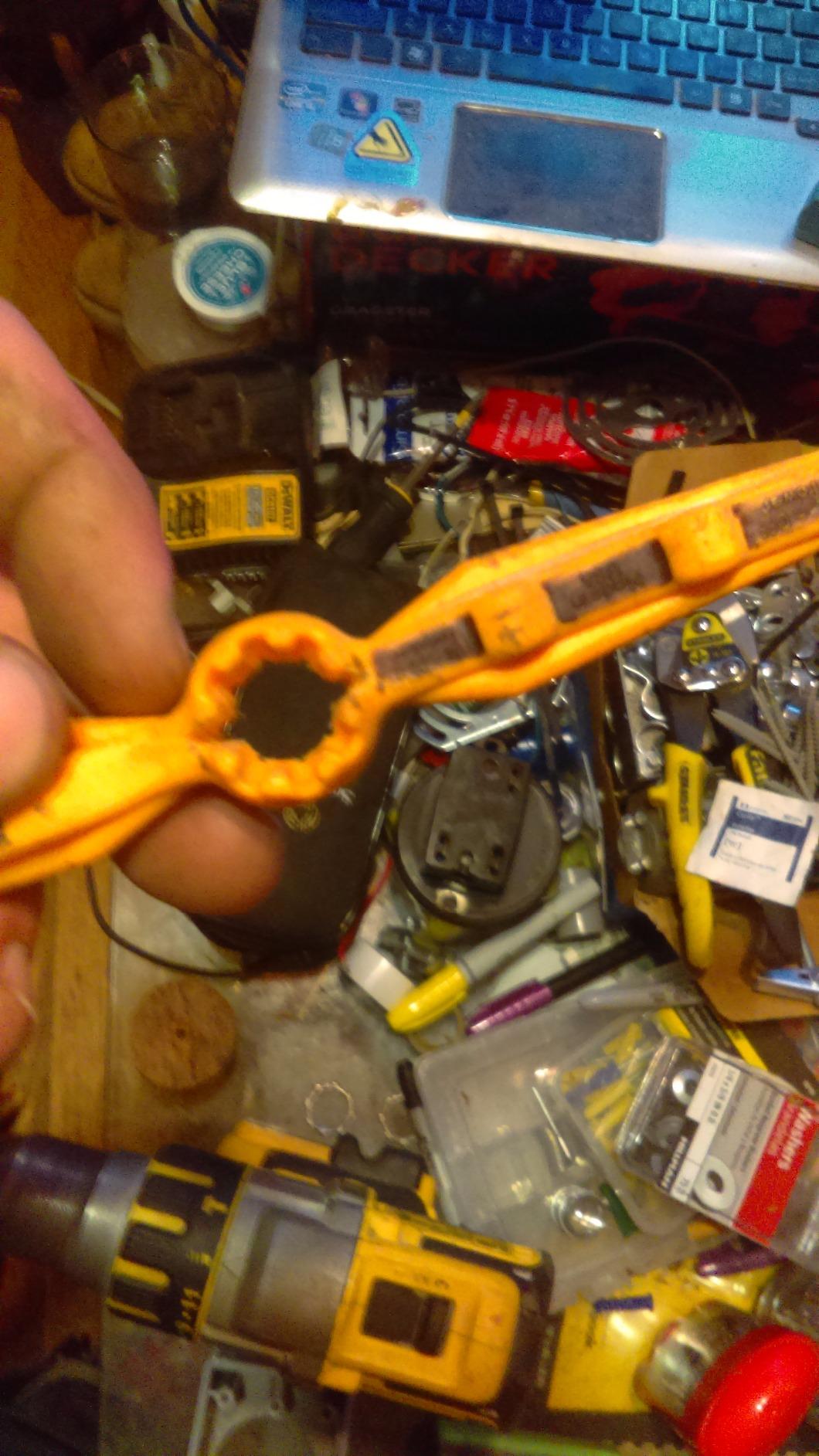 VOLTCLAW-12 Nonconductive Electrical Wire Pliers customer photo 2