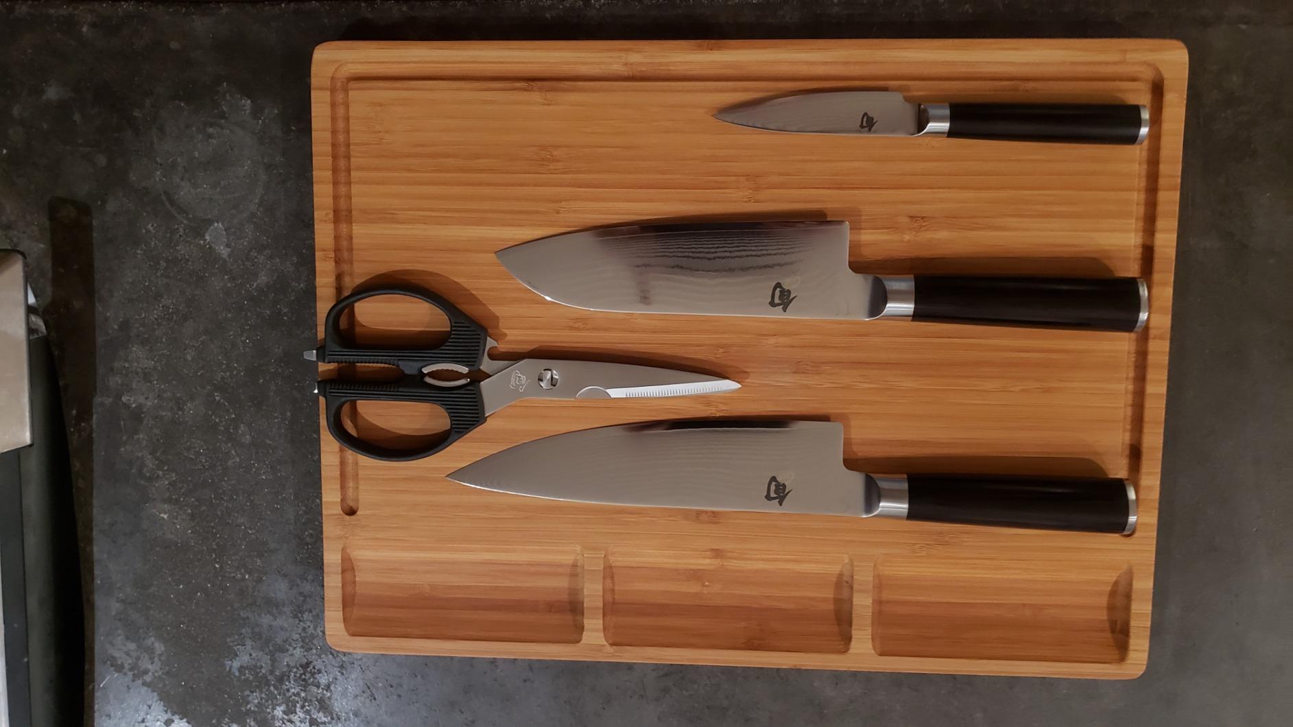 Shun Classic 6-Piece Knife Block Set | Chef's, Paring, Santoku | Includes 8