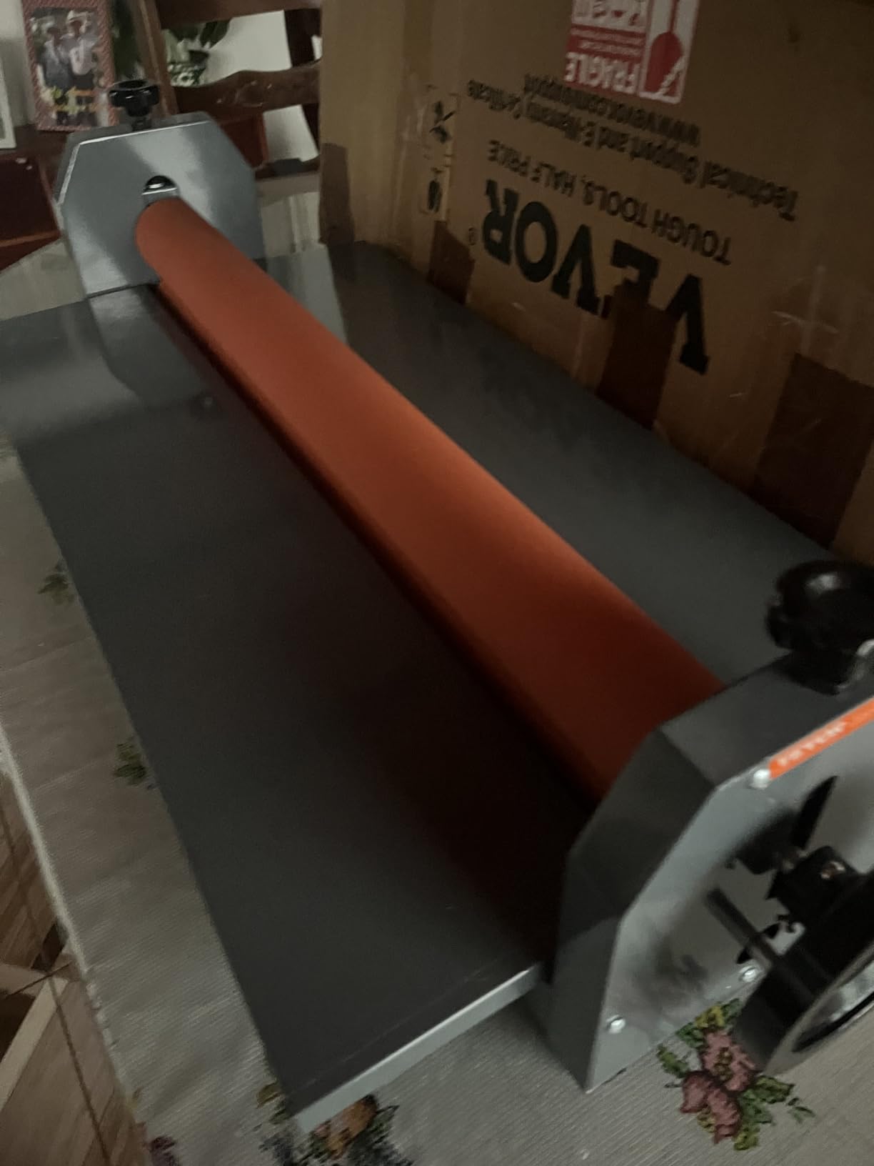 VEVOR 29.5 Inch Cold Laminator Machine 10mm Manual Vinyl Photo Film Cold laminator Hand Crank Pressure Cold Roll laminator(29.5 Inch) customer photo 1
