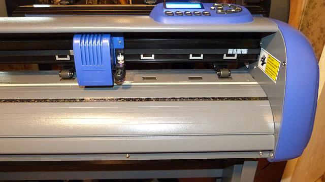 28-inch USCutter Titan 2 Vinyl Cutter/Plotter with Stand, Basket and Design and Cut Software customer photo 2