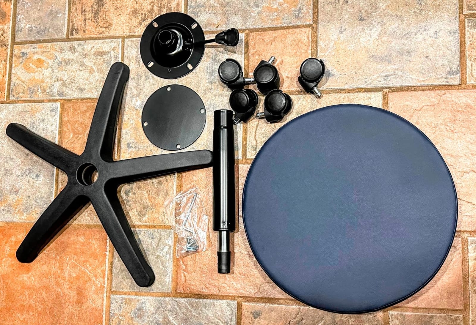 BodyMed Rolling Exam Stool with Wheels, 18.5 Inch to 25 Inch Adjustable Height for Dentists, Spas, & Healthcare Environments, 5 Casters, Easy Assembly, Black customer photo 2