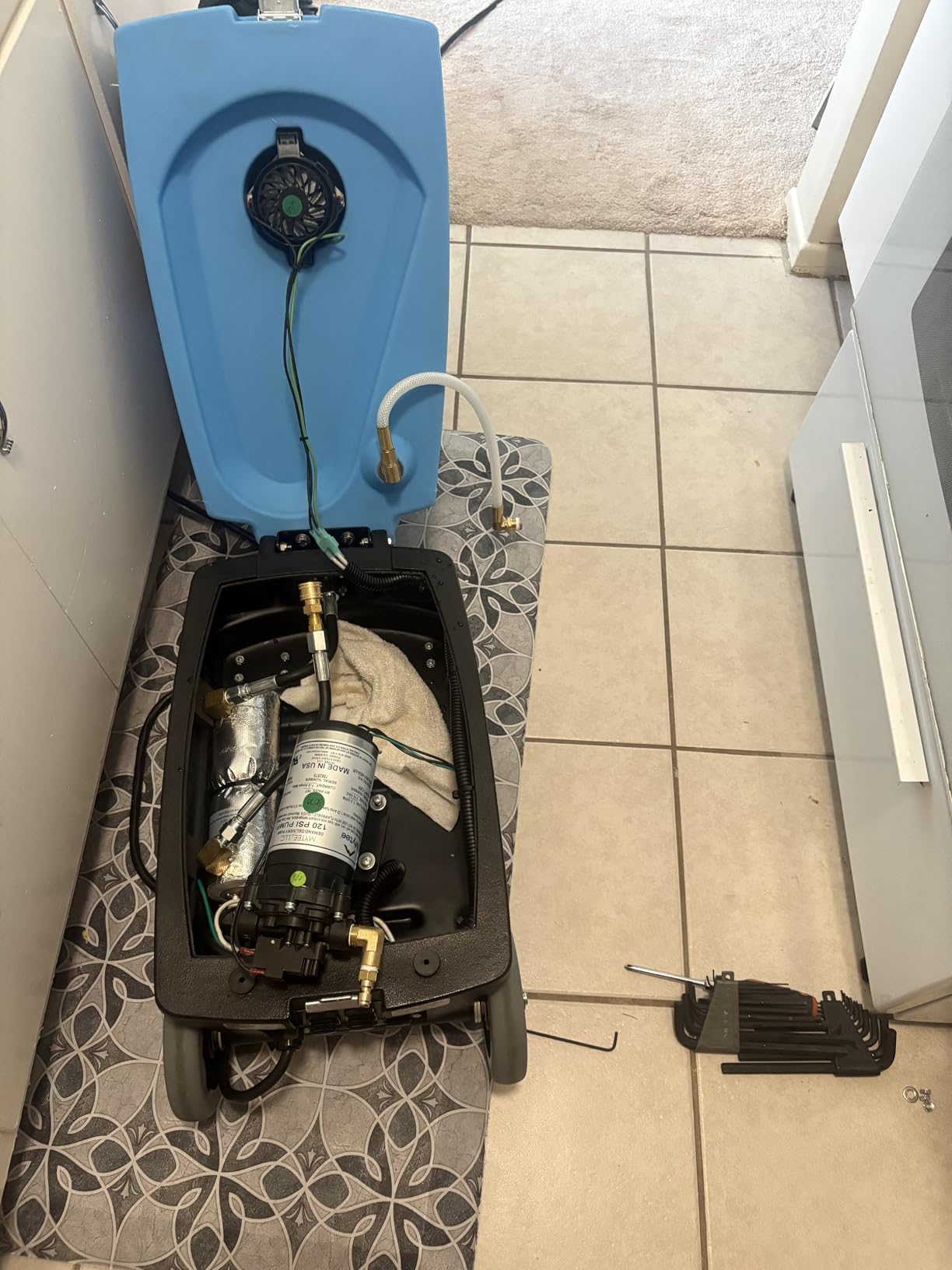 Genuine 8070 Mytee Lite Heated Carpet Extractor customer photo 1