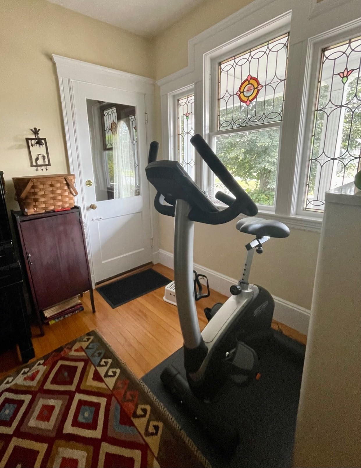 3G Cardio Elite UB Upright Bike - Commercial Grade - Compact Footprint - Ultra Comfortable Seat - Magnetic Resistance - 350 lbs Capacity customer photo 2