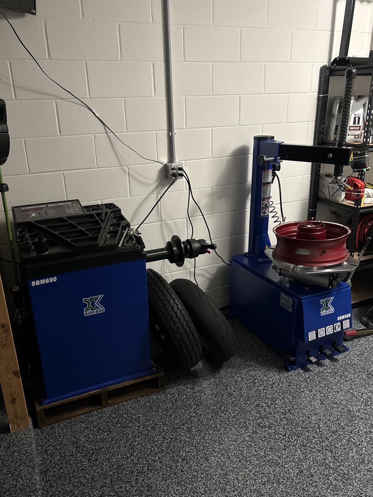 XK-New 2.0 Horsepower Tire Changer Wheel Changers Machine Combo Balancer Rim Clamp 580-690 with 36 Month Part Replacements customer photo 2