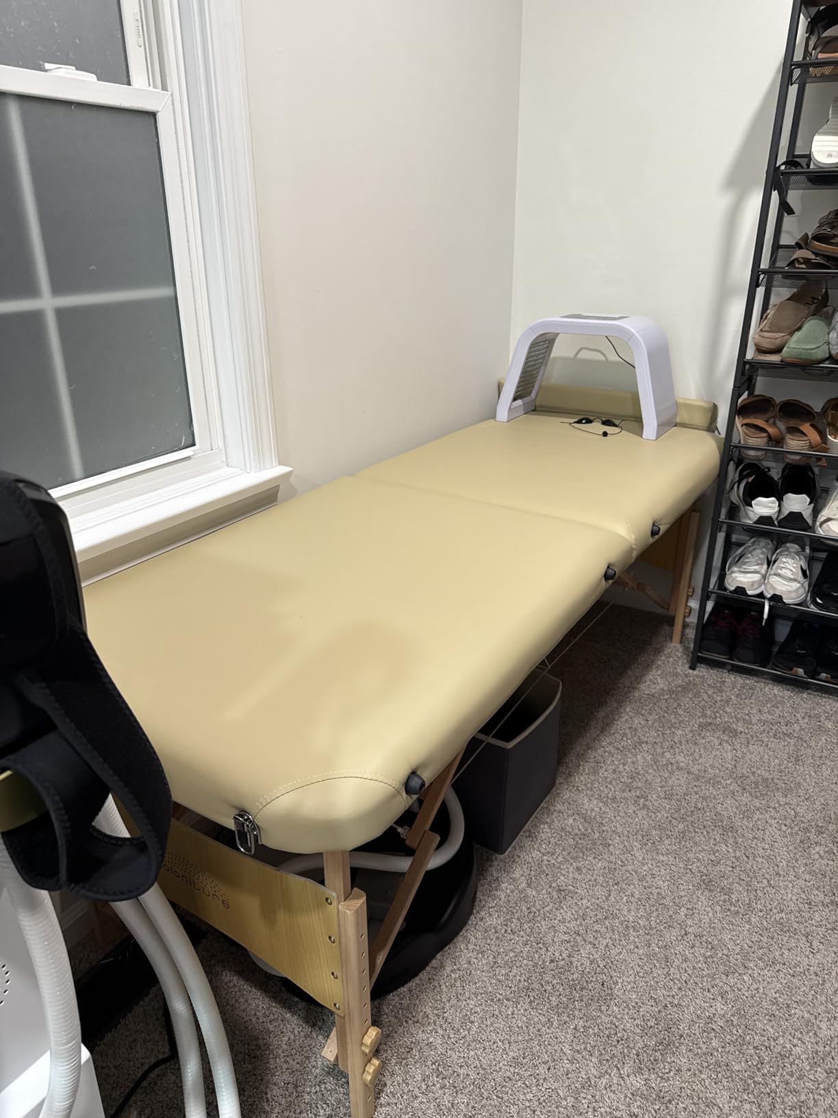 Saloniture Basic Portable Folding Massage Table customer photo 1