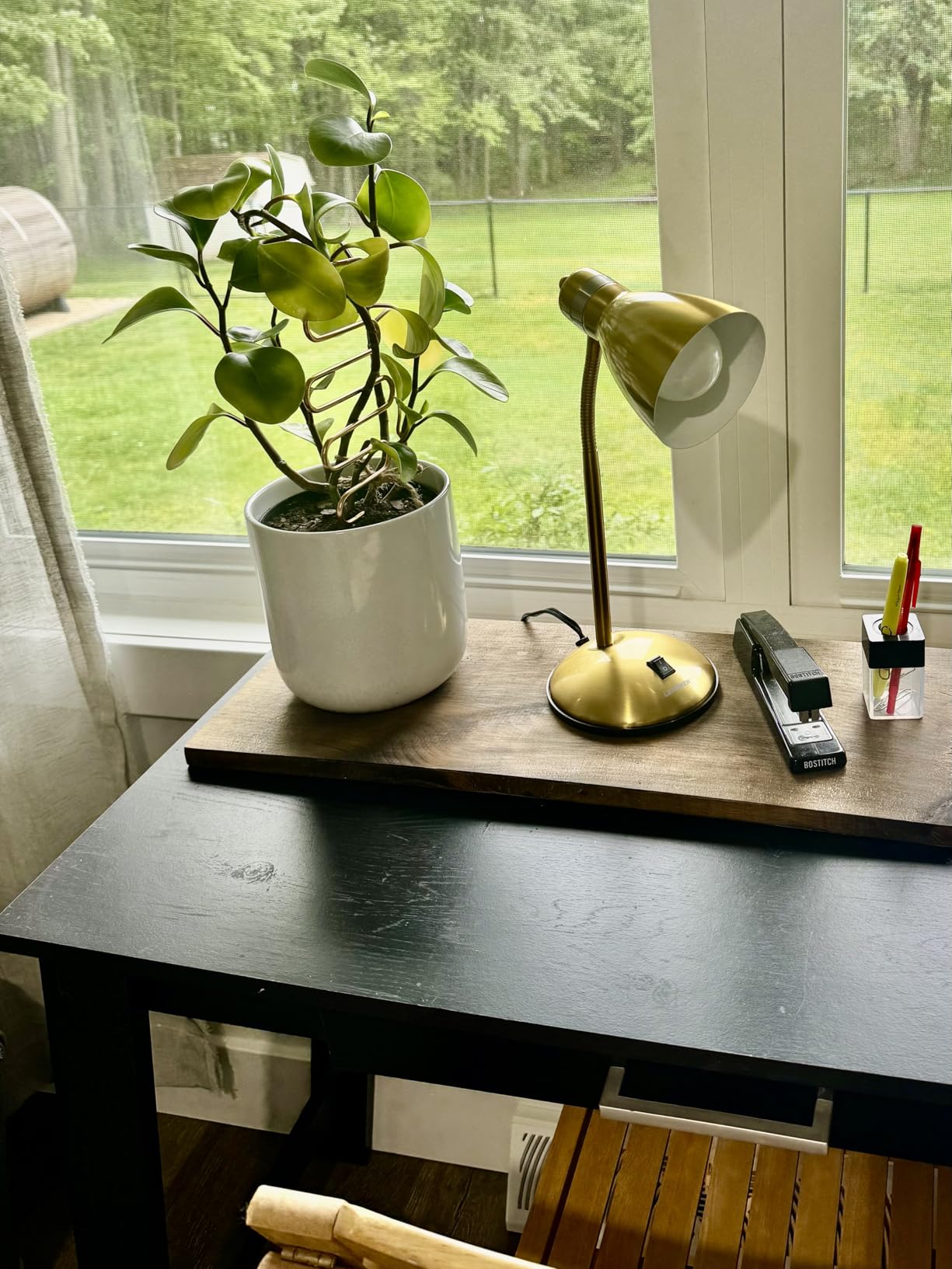 LEPOWER Metal Desk Lamp, Adjustable GooseNeck Reading Light for Bedroom | Compact & Sturdy, Space-Saving for Bedside & Dorm, E26 Table Lamp, Eye-Caring, Ideal for Study, Office, Back to School customer photo 1