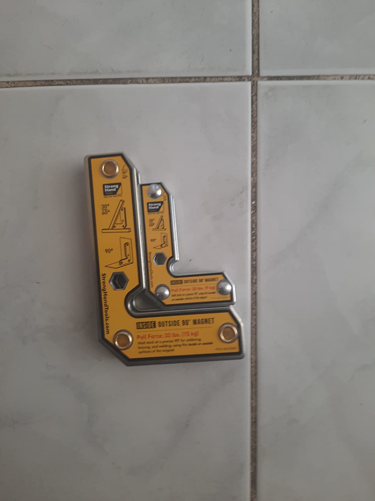 Strong Hand Tools MLD600 90° Fixed Angle Magnetic Square, Inside/Outside Magnets, Welding Square, 40 lbs Pull Force, 6