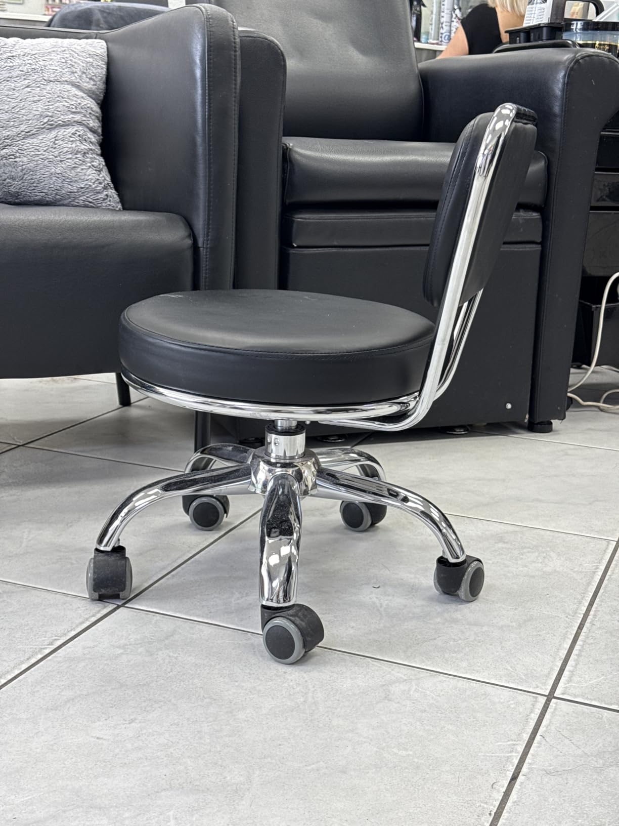 MAYAKOBA Salon Nail Pedicure Stool Pedicure Chair Dayton Black Pneumatic, Adjustable, Rolling Salon Furniture & Equipment customer photo 1