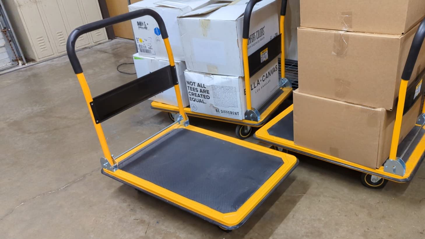 MaxWorks 80877- Foldable Platform Truck Push Dolly 660 lb. Weight Capacity customer photo 2