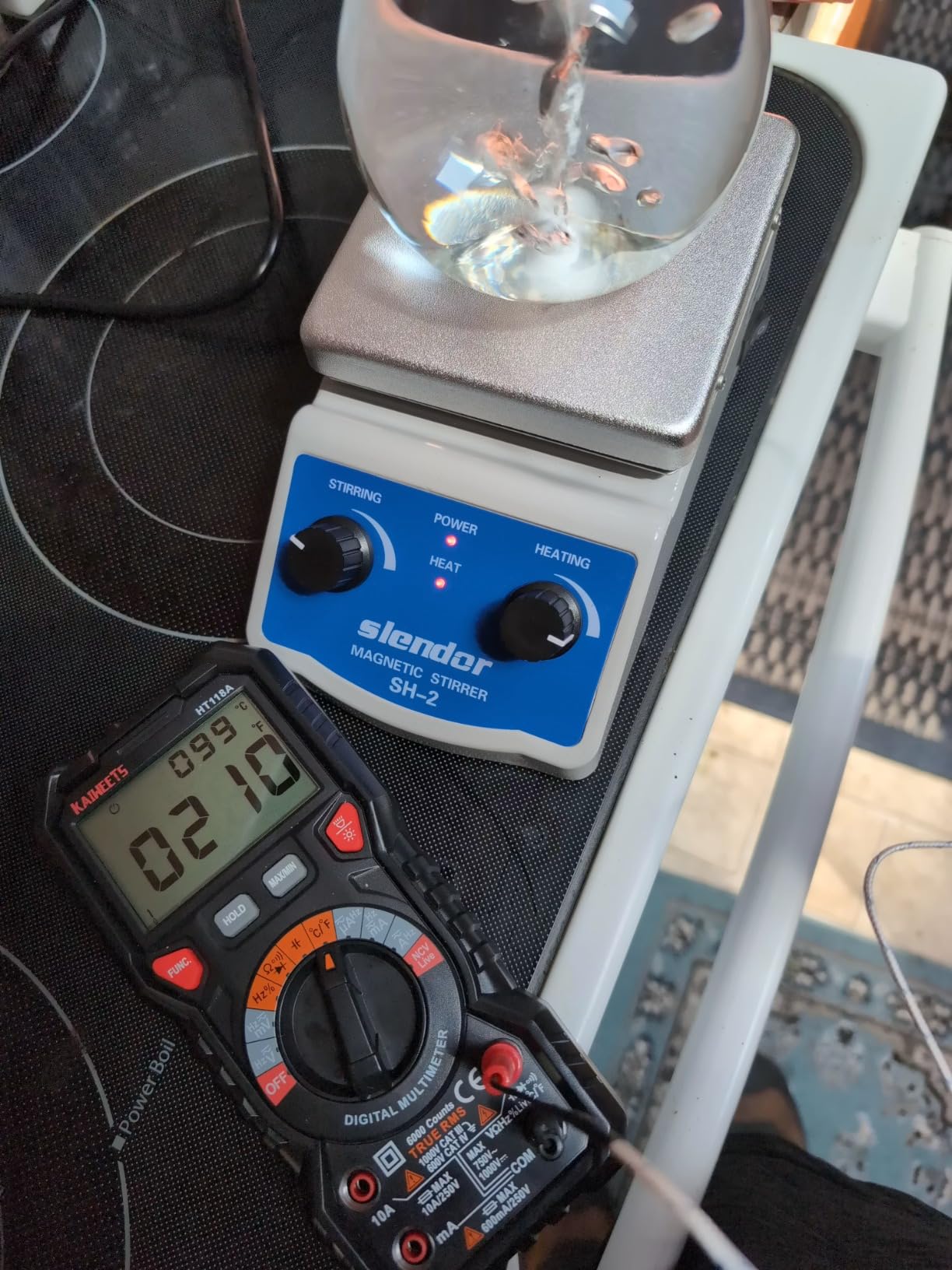 Slendor Magnetic Stirrer Hot Plate Mixer 1000ml Stirring Capacity 5 x 5 inch Max 520°F Hotplate and 100-2000 RPM Stirrer, Stirring Bar & Support Stand Included customer photo 2