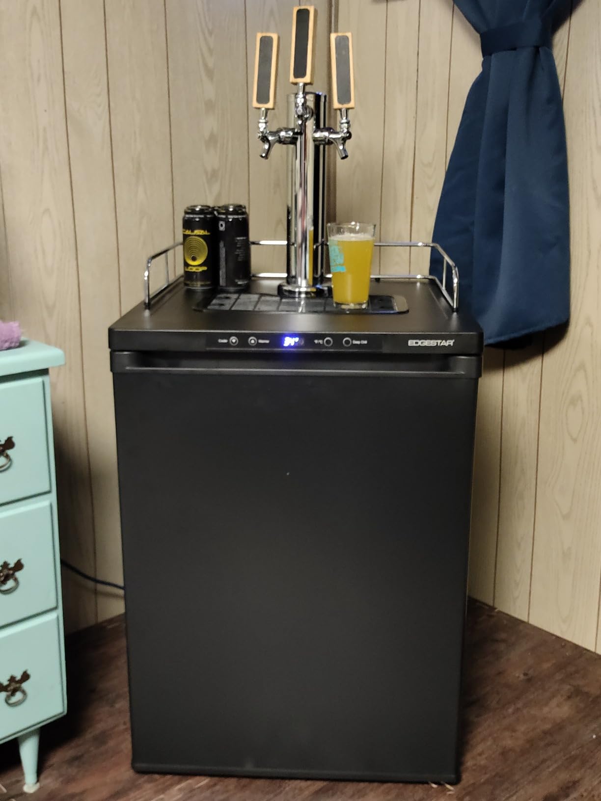 EdgeStar BR3002 24 Inch Wide Kegerator Conversion Refrigerator for Full Size Kegs with Deep Chill Mode - Black customer photo 2