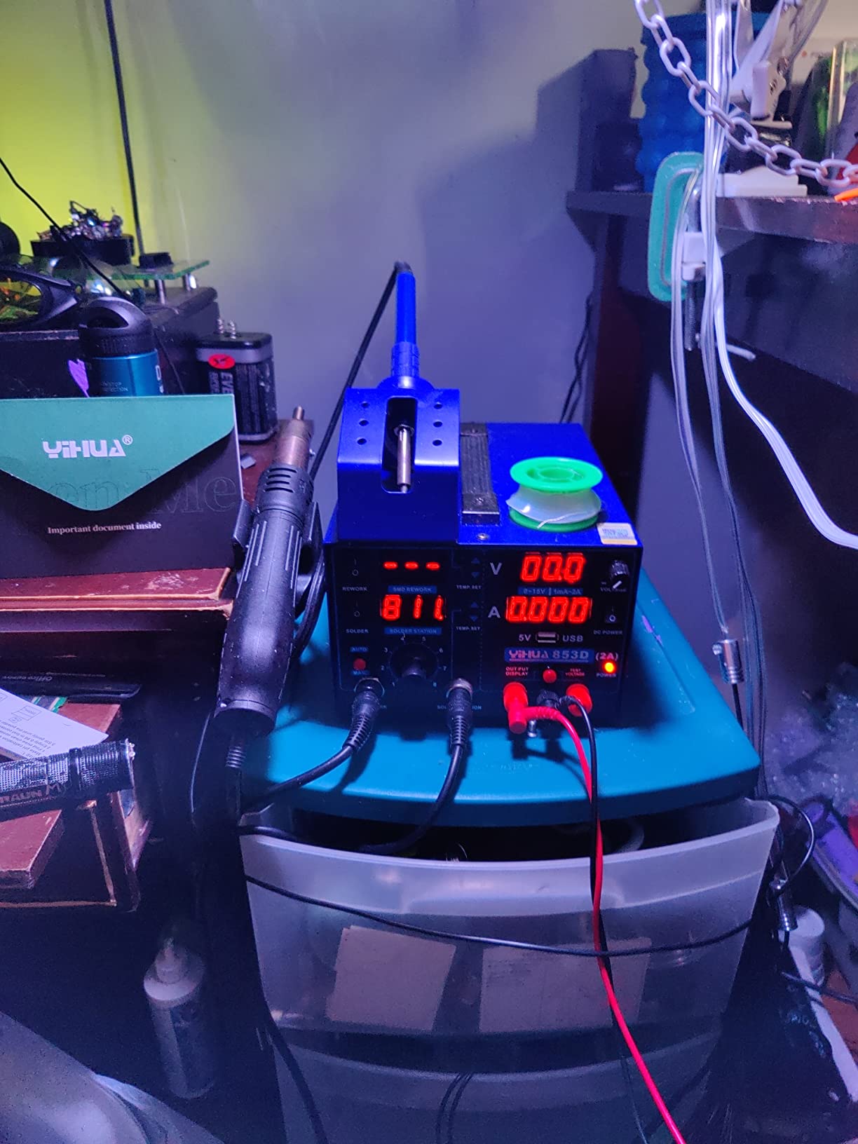 YIHUA 853D 2A USB SMD Hot Air Rework Soldering Iron Station, DC Power Supply 0-15V 0-2A with 5V USB Charging Port and 35 Volt DC Voltage Test Meter customer photo 1