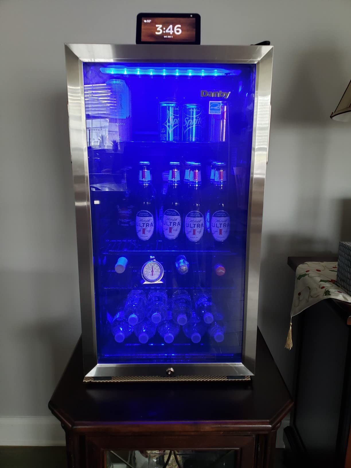 Danby DBC117A1BSSDB-6 117 Can Beverage Center, 3.1 Cu.Ft. Freestanding Drinks Refrigerator for Basement, Dining, Living Room-Bar Fridge Perfect for Beer, Pop, Water, Black/Grey customer photo 1