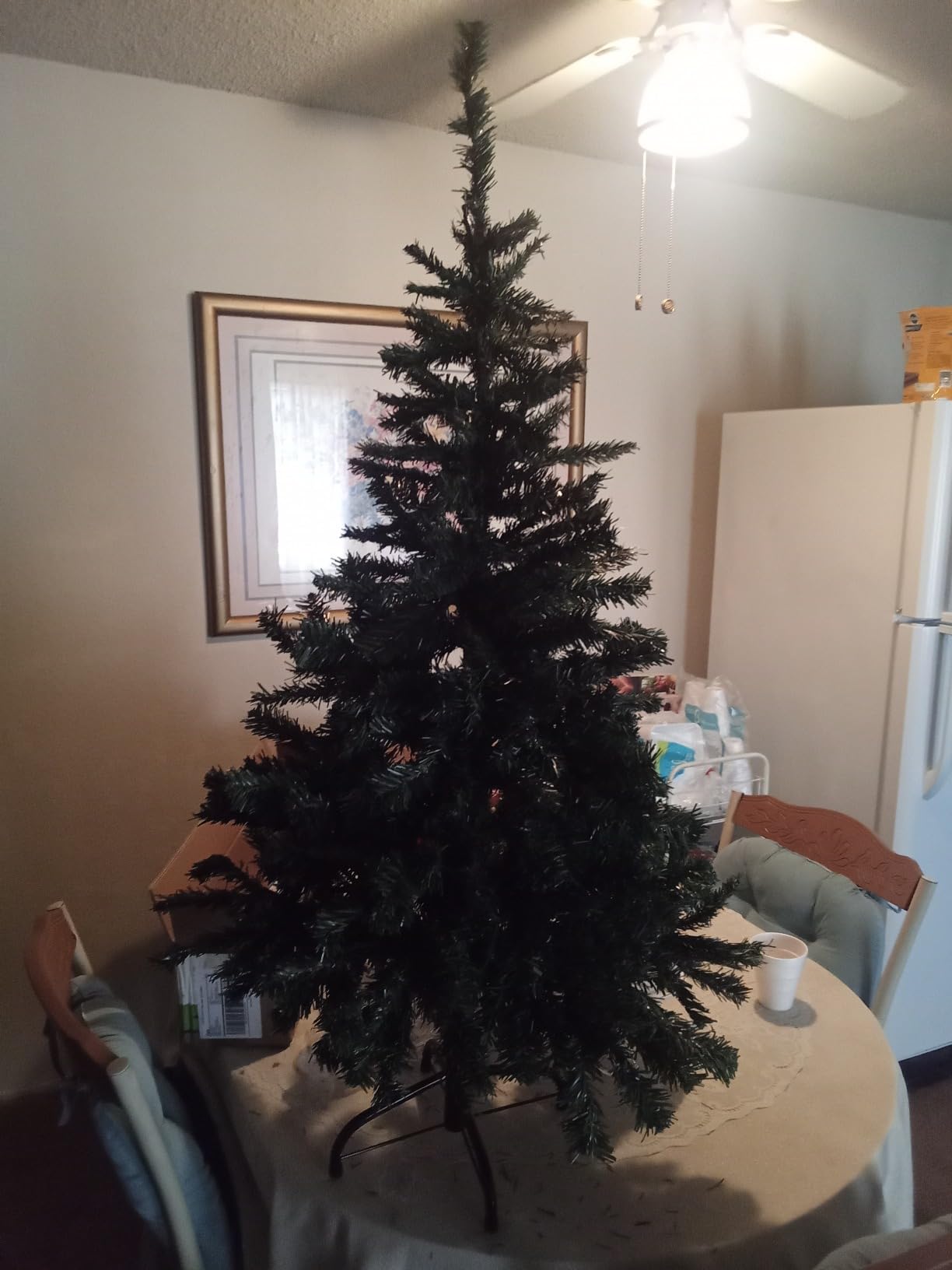 Sunnyglade 7.5 FT Premium Artificial Christmas Tree 1400 Tips Xmas Green | Dense PVC Needles, Easy 4-Section Assembly with Christmas Tree Stand for Holiday Decor customer photo 2