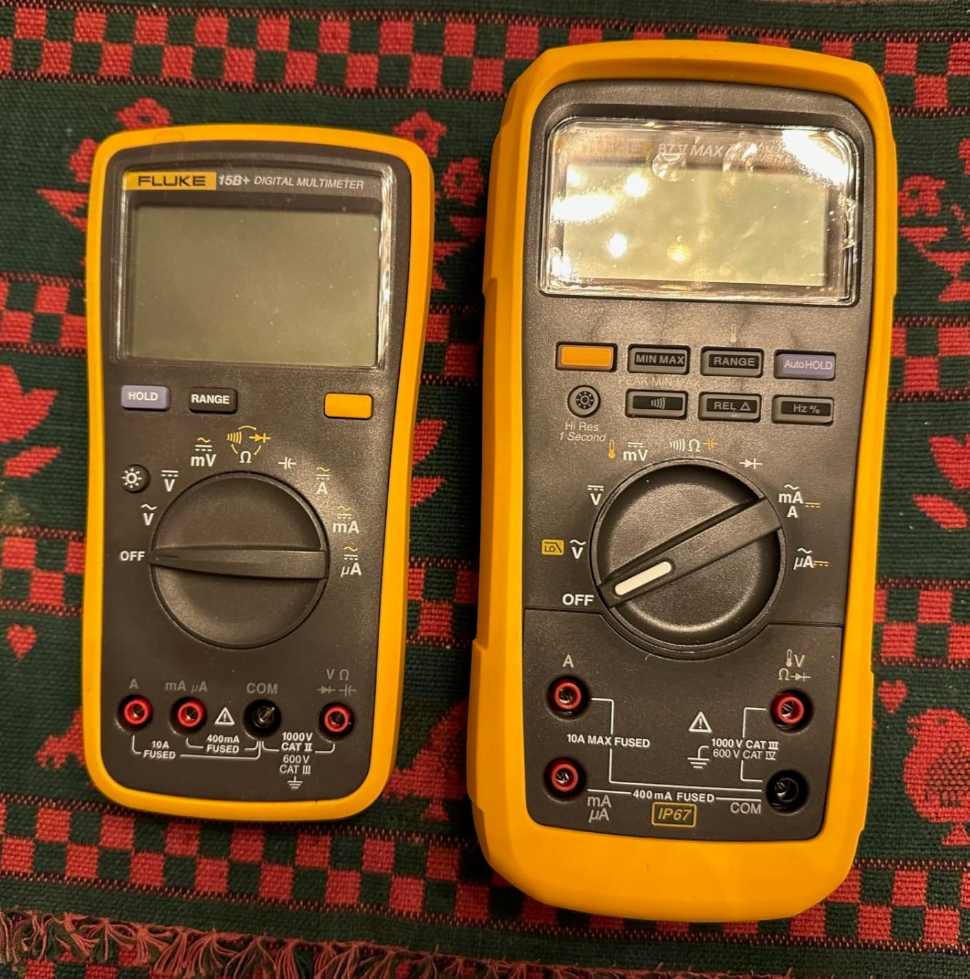 Fluke 87V MAX True-RMS Digital Multimeter, Rugged, Waterproof and Dustproof IP67 Rated, 800 Hour Battery Capacity, Built-In Thermometer, Withstands Drops Up To 13 Feet customer photo 1