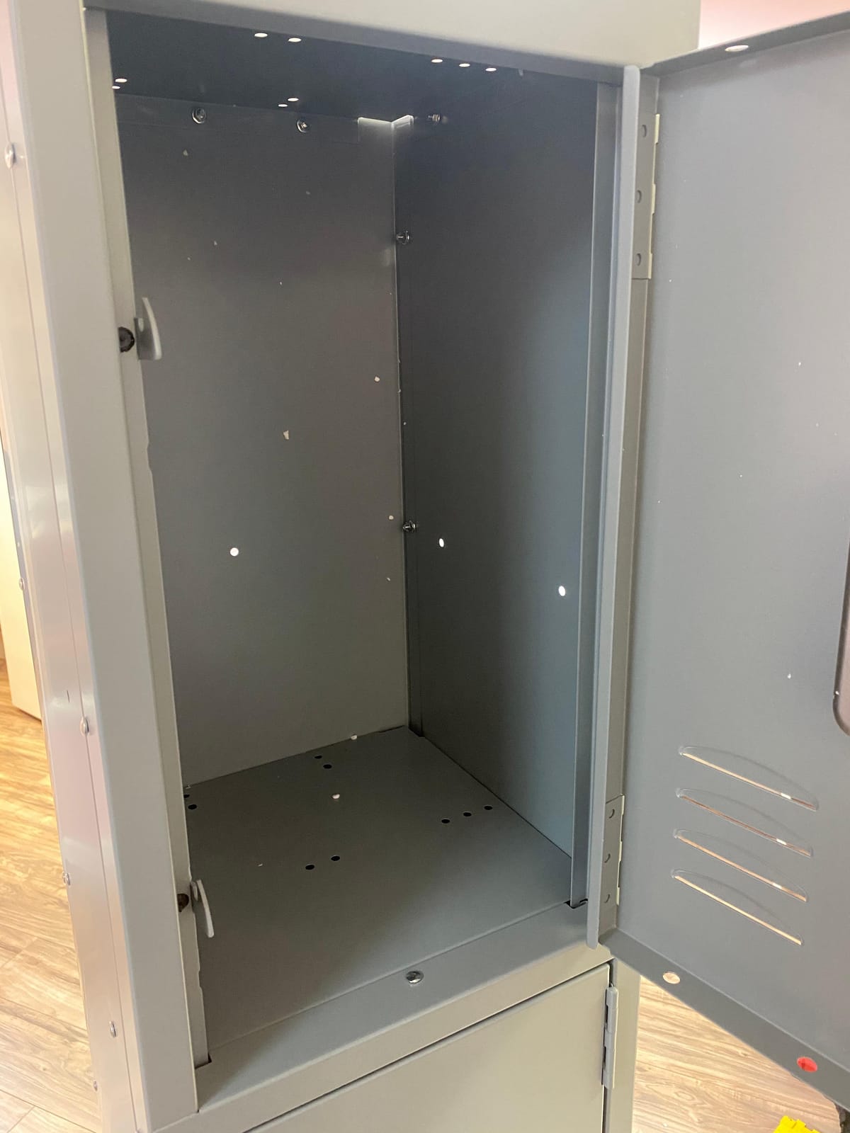 Metal Locker for School Office Gym Metal Storage Locker Cabinet for Employees Students Steel Locker Triple Tier with 5 Door Gray customer photo 1