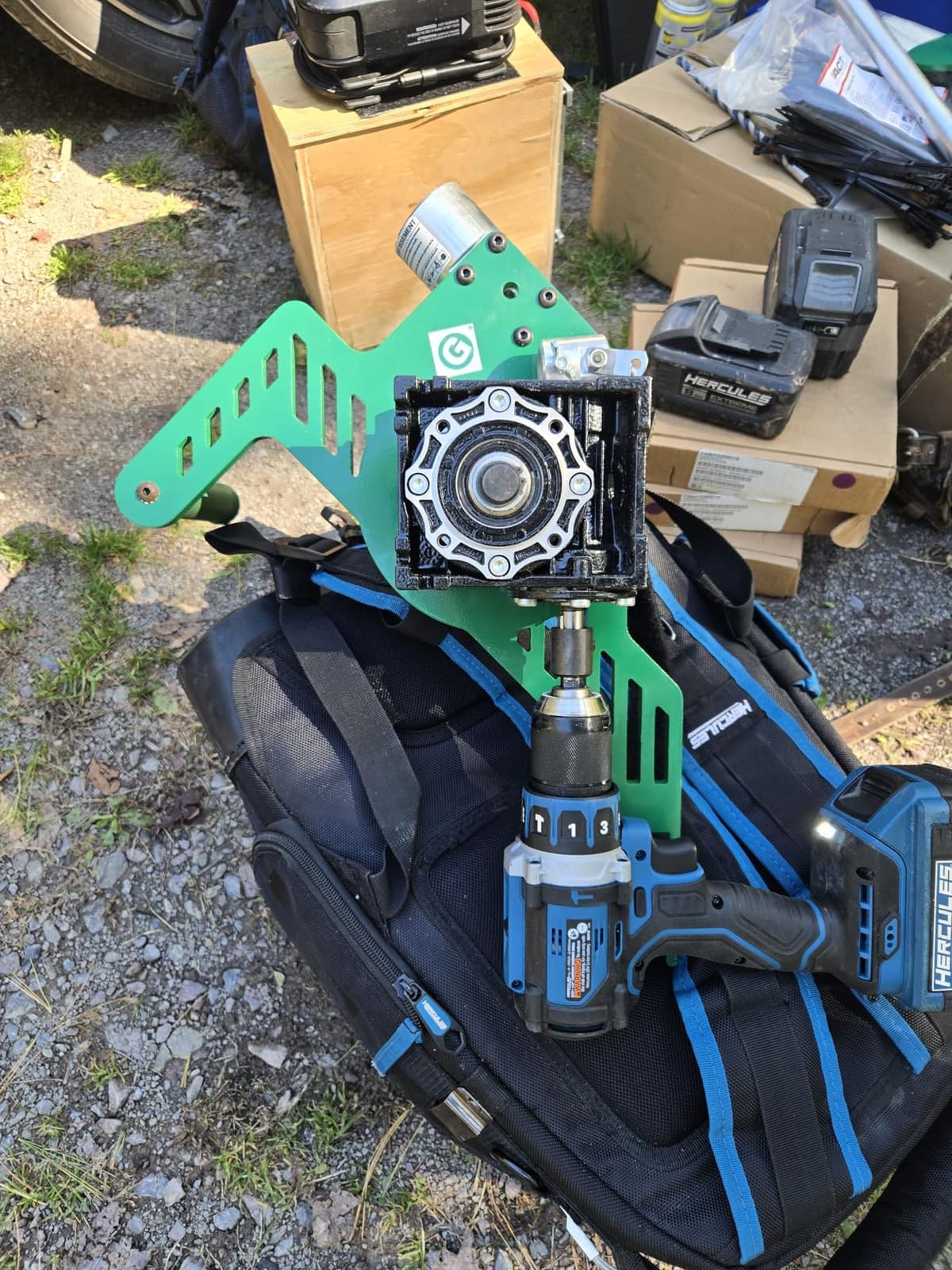Greenlee G1 Versi-Tugger Handheld 1,000-lb. Electrical Cable Puller, 1/2