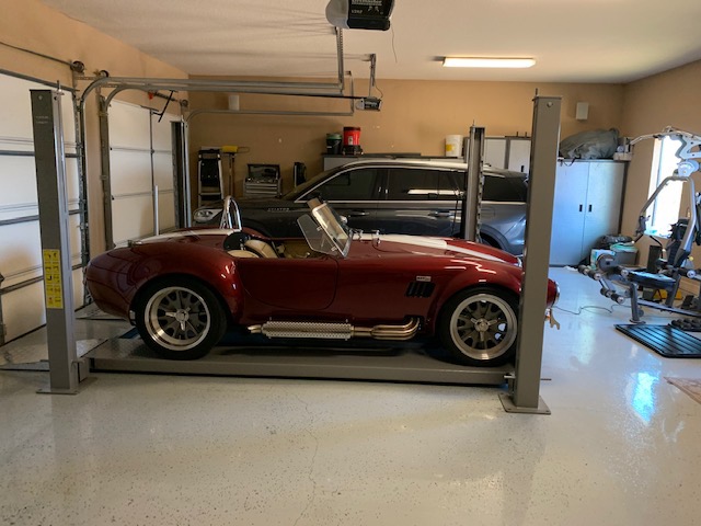 Triumph NSS-8SQ Classic Lift Shorter 8000lbs 4 Post Storage Service Car Auto Lift Truck Hoist customer photo 1