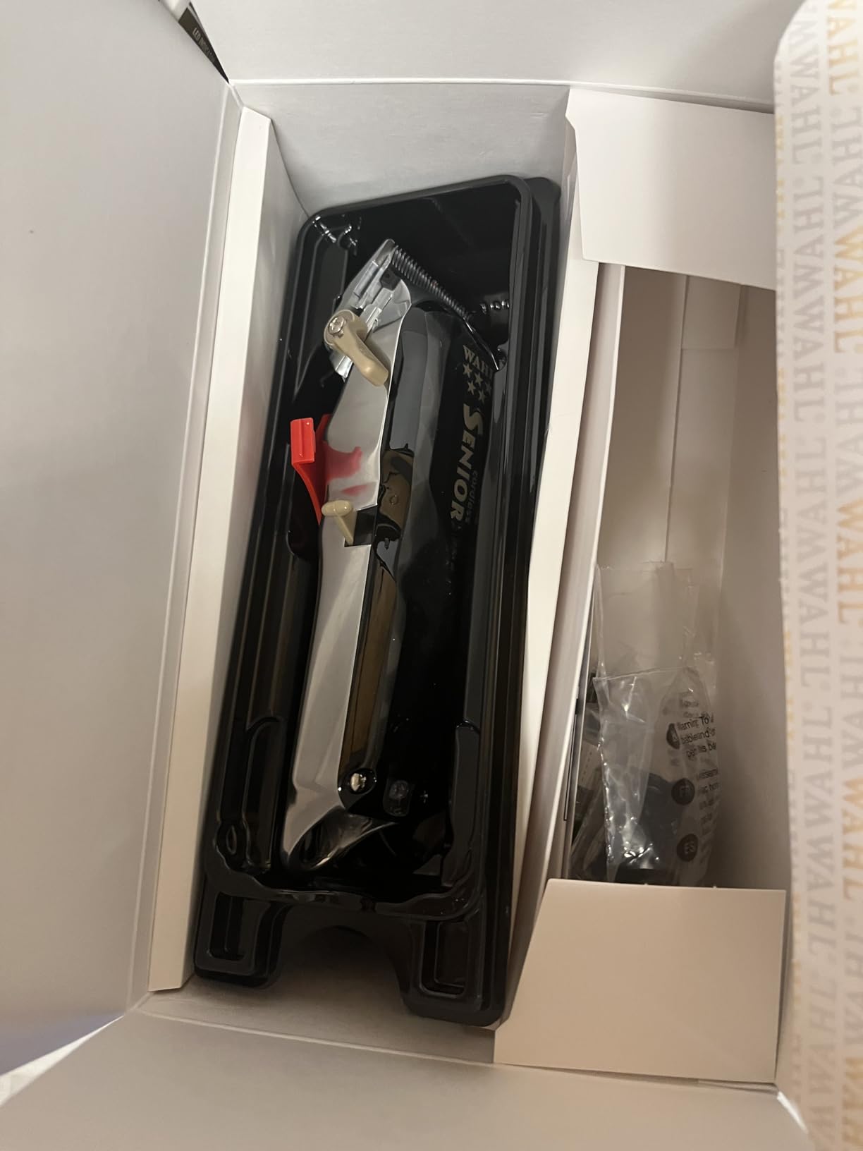 Wahl Professional 5 Star Cordless Senior Clipper, Precision Fade Blades, Metal Housing, 80-Minute Run Time customer photo 1
