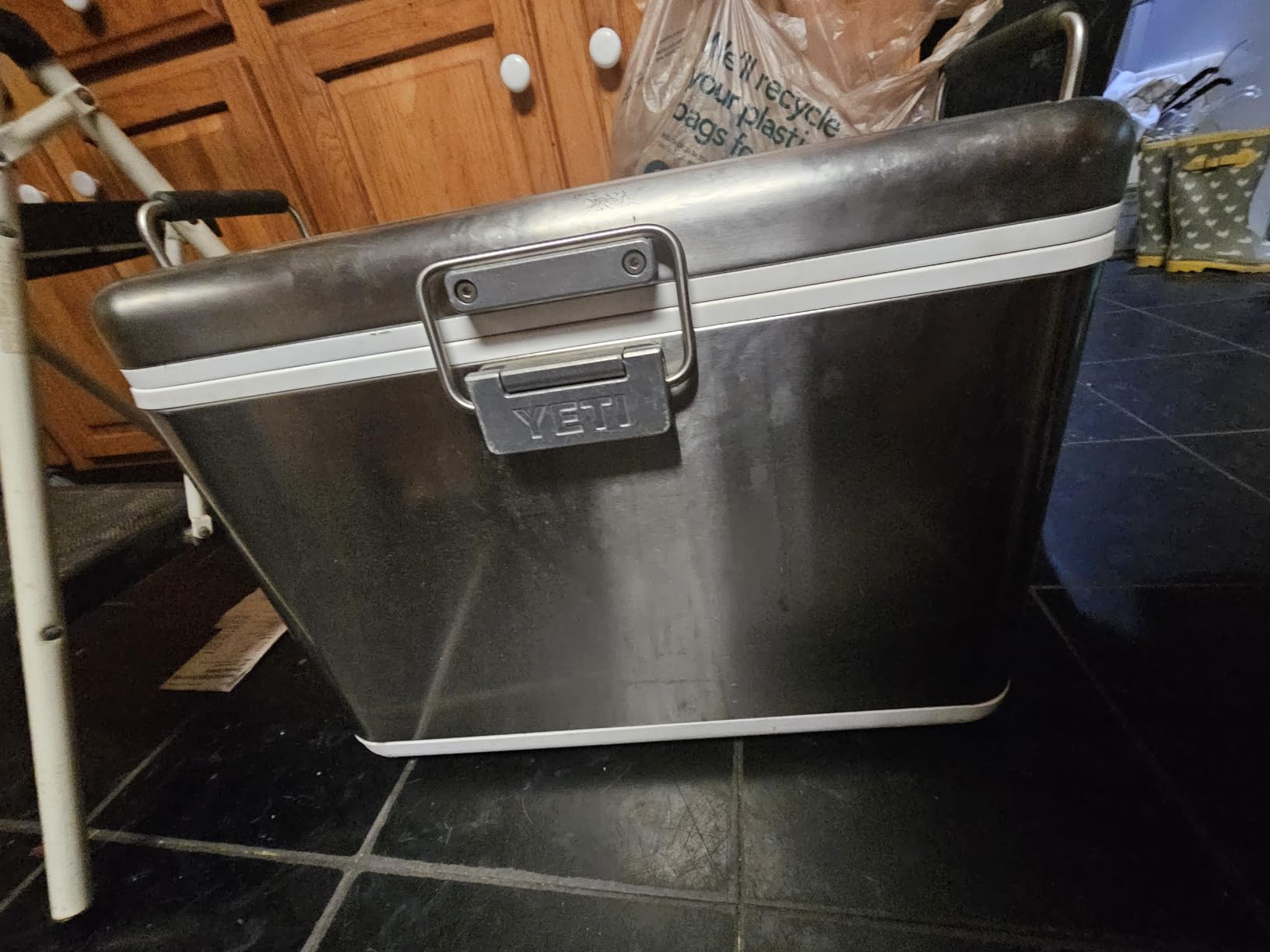 YETI V Series 55, Stainless Steel Vacuum Insulated Hard Cooler customer photo 2