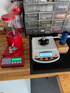 Bonvoisin Analytical Balance 500 gram x 0.001g High Precision Lab Scale with Windshield customer photo 1