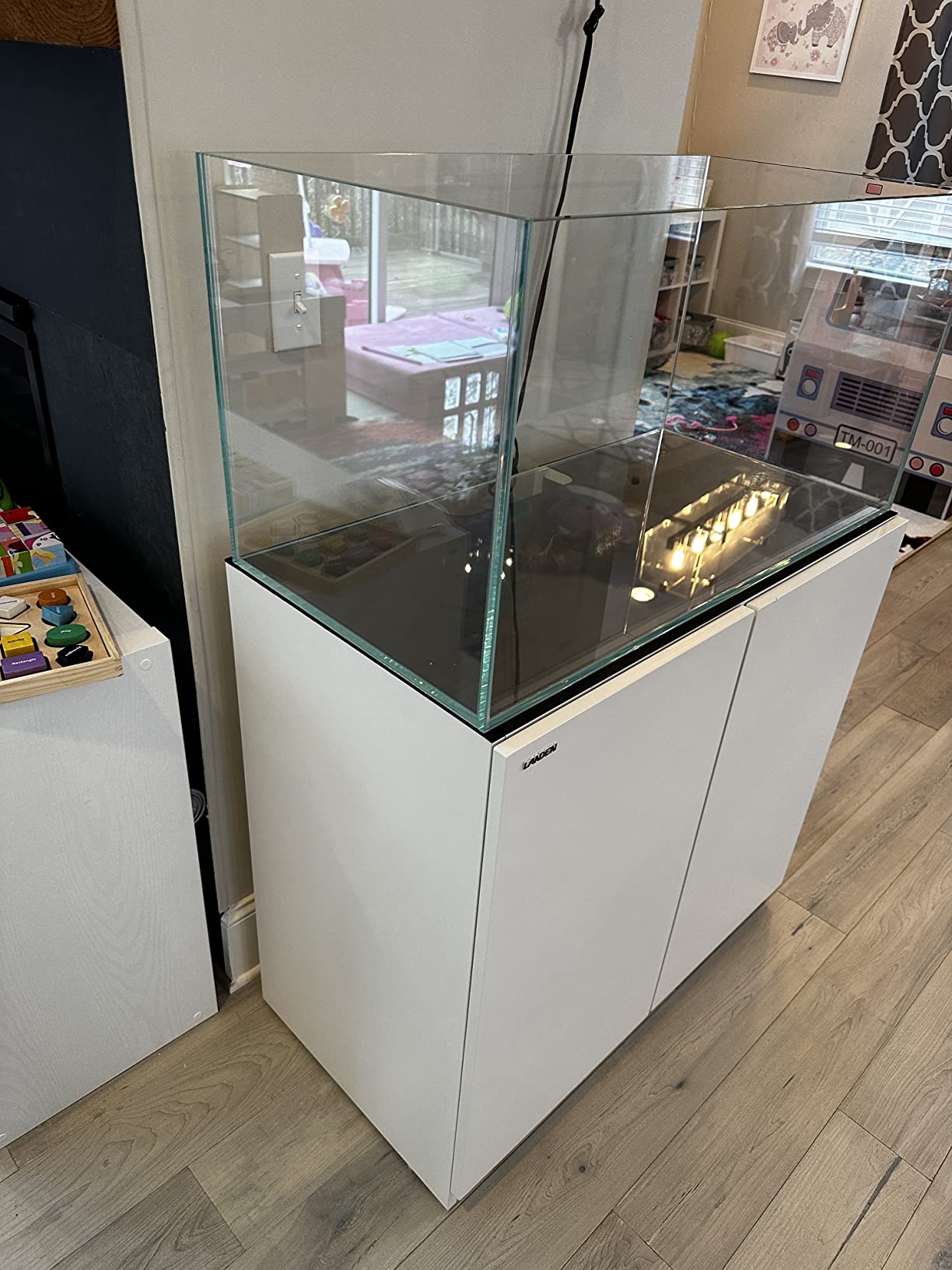 Aquarium Stand & Cabinet for 20 Gallon Fish Tank, Matte White | 45x45x80cm; conceals filter and wires customer photo 1