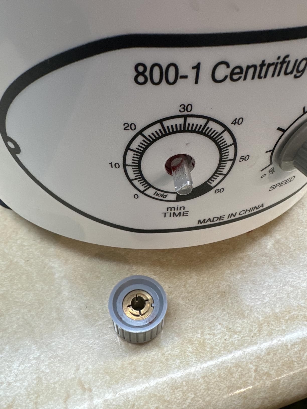 Desktop Electric Lab Laboratory Centrifuge Machine Lab Medical Practice w/Timer and Speed Control - Low Speed,4000 RPM, Capacity 20 ML x 6-110v by CALU LUKY customer photo 2