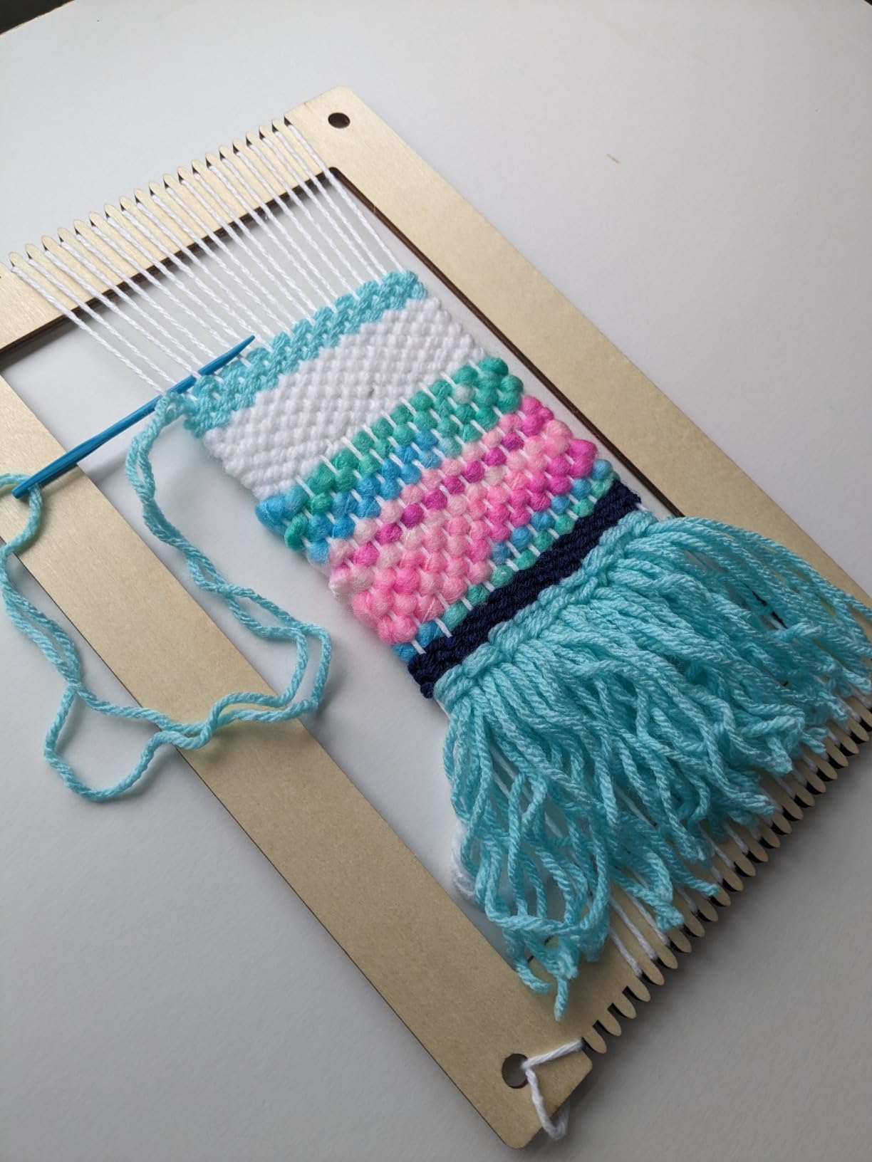 Hand U Journey Rectangle Weaving Loom Kit 7.9''x11.8'' and 5.3''x7.8'', 2 Set with Weaving Tools and 16 Pages Instruction Book-Size M customer photo 1