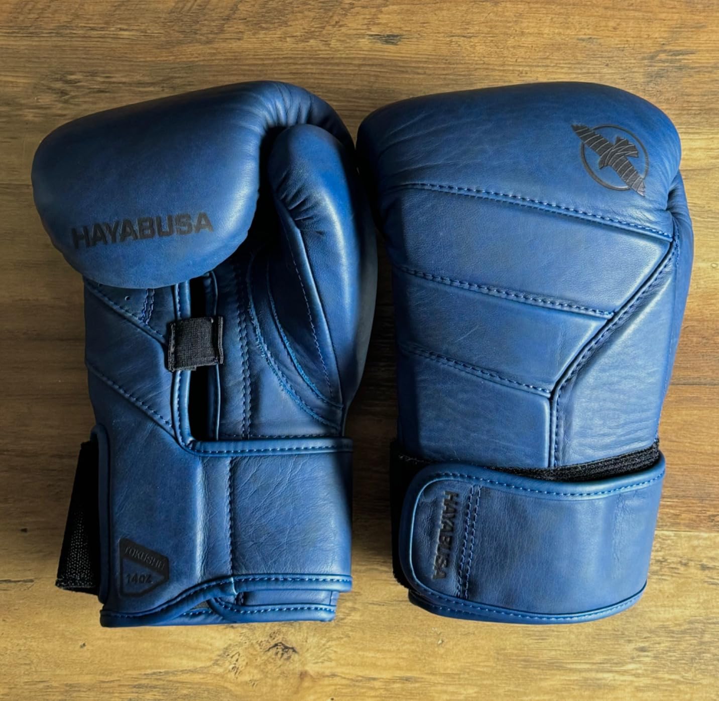 Hayabusa T3 LX Leather Boxing Gloves | Leather Boxing Gloves, Training Gloves Men and Women, Sparring Gloves, Heavy Bag Gloves, 16oz Boxing Gloves, Muay Thai Gloves customer photo 1