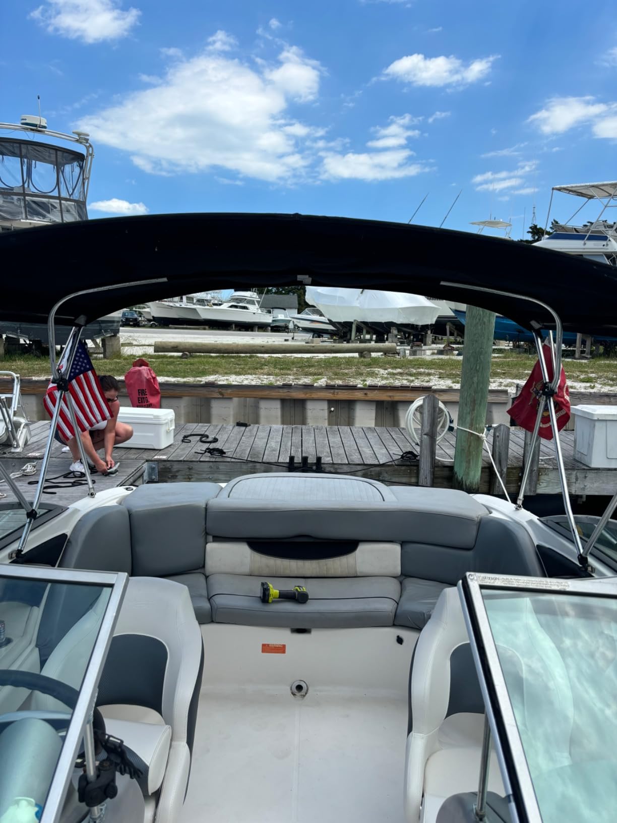 MSC Captain Boat Seat (White/Charcoal) customer photo 1