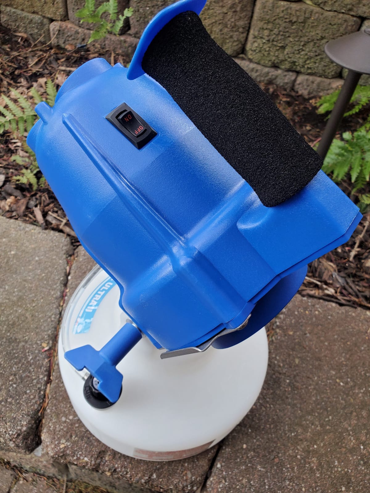 Hurricane Ultra II Corded ULV Hand Carry 1-Gallon Fogger Adjustable Particle Size 10-50 Microns customer photo 1