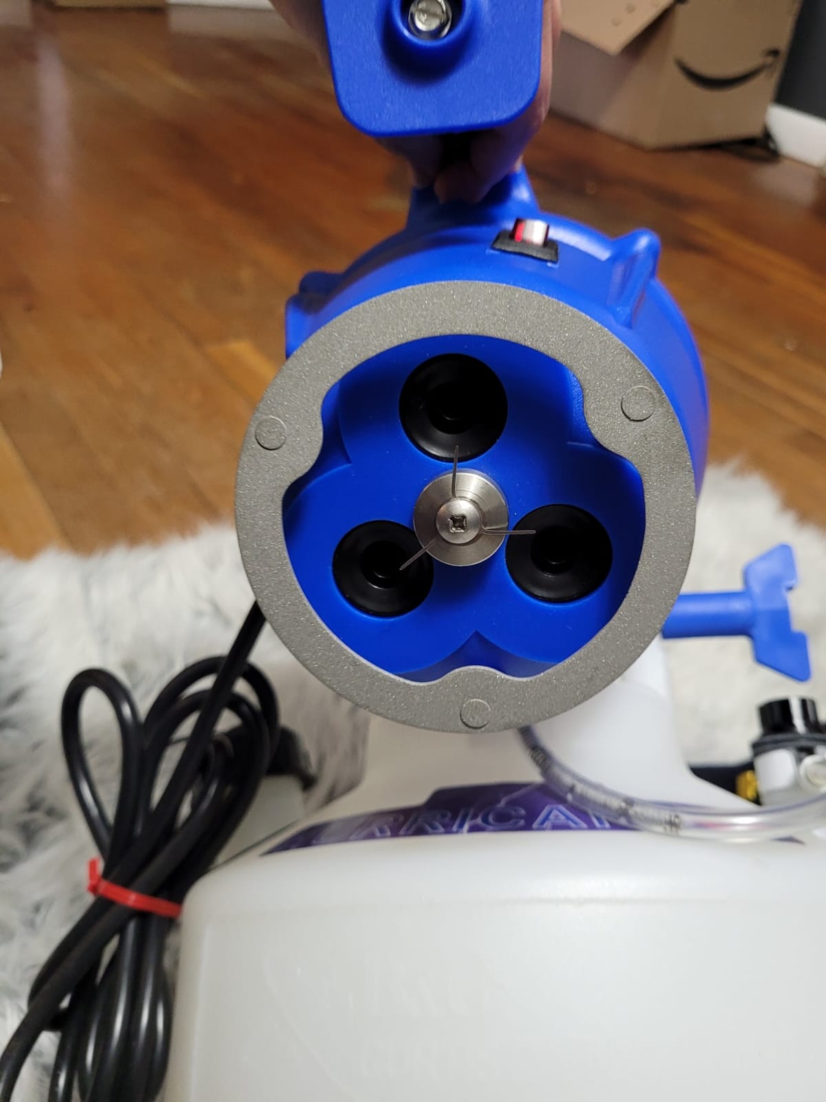 Hurricane ES Electrostatic Corded ULV Hand Carry 1-Gallon Fogger Adjustable Particle Size 10-50 Microns customer photo 1
