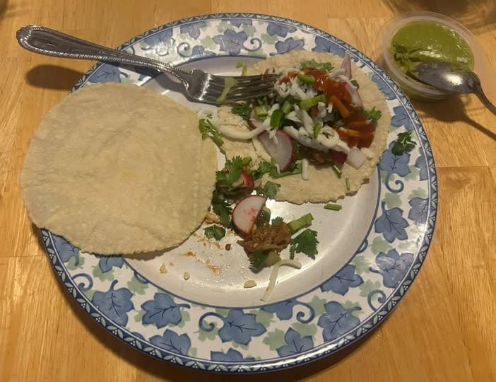 Victoria 10-Inch Cast Iron Tortilla Press HD Spherrous Iron | Commercial-Grade, Roti Press, Pataconera, Seasoned with Flaxseed Oil, Made in Colombia customer photo 2