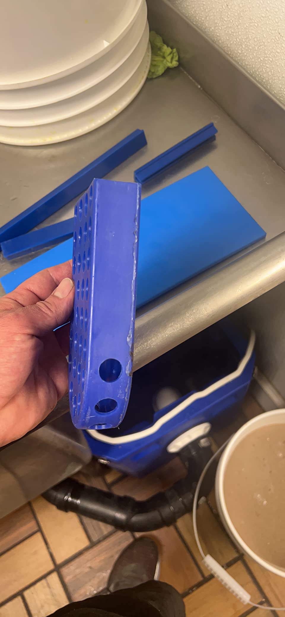 BESEDER Grease Trap Plastic 10 GPM Commercial Under Sink Grease Trap, Grease Interceptor ASME Certified for Restaurant Kitchen customer photo 1
