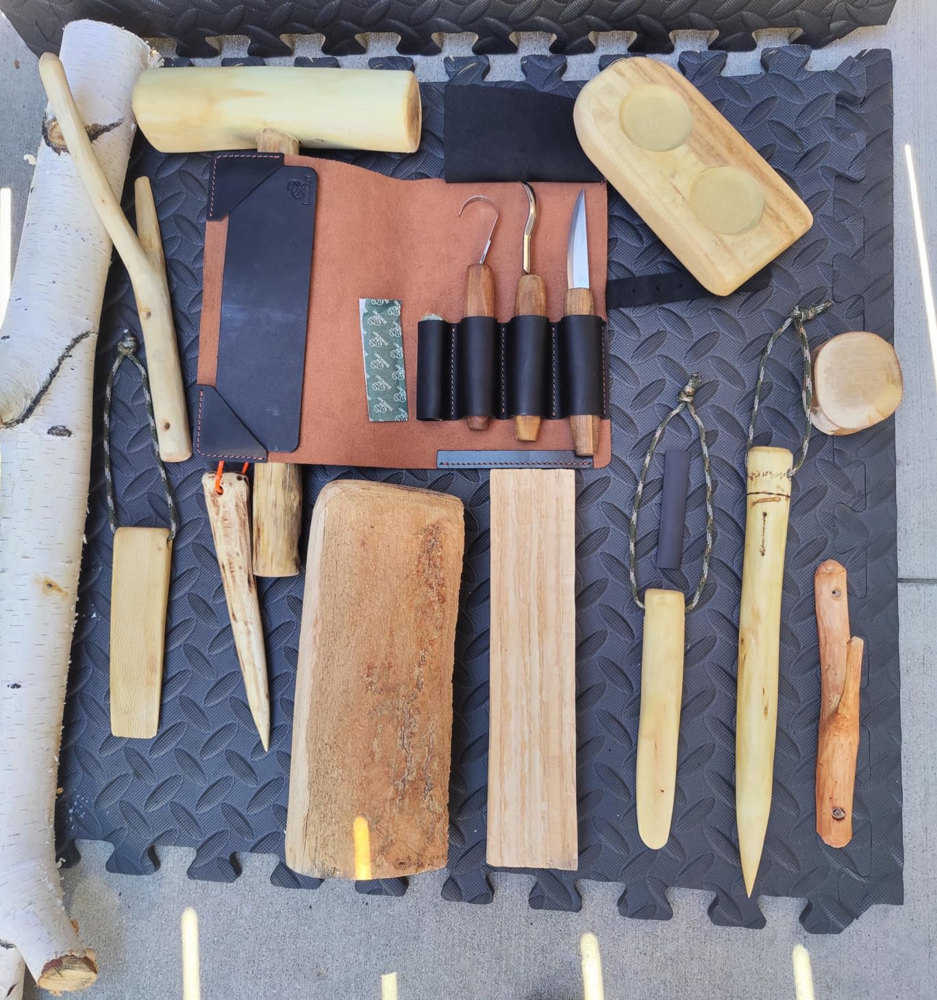 BeaverCraft Wood Spoon Carving Tools Kit S14x Deluxe - Whittling Tools Set Includes Sloyd Wood Carving Knife, Hook Knife, Gouge, Leather Roll-Up Case & Leather strop with Polishing Compound customer photo 2