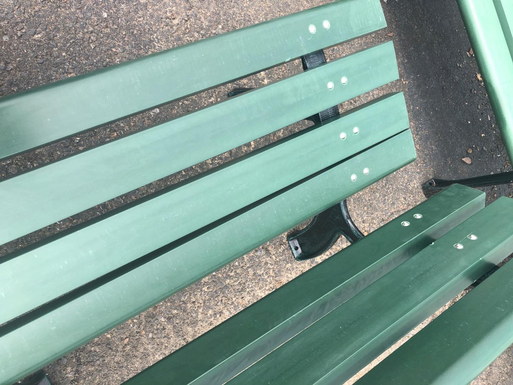 Global Industrial 6'L Outdoor Park Bench with Backrest, Recycled Plastic Slats, Wrought Iron Frame, 1985 lbs Capacity, Gray, Surface Mount, Easy Assembly customer photo 1