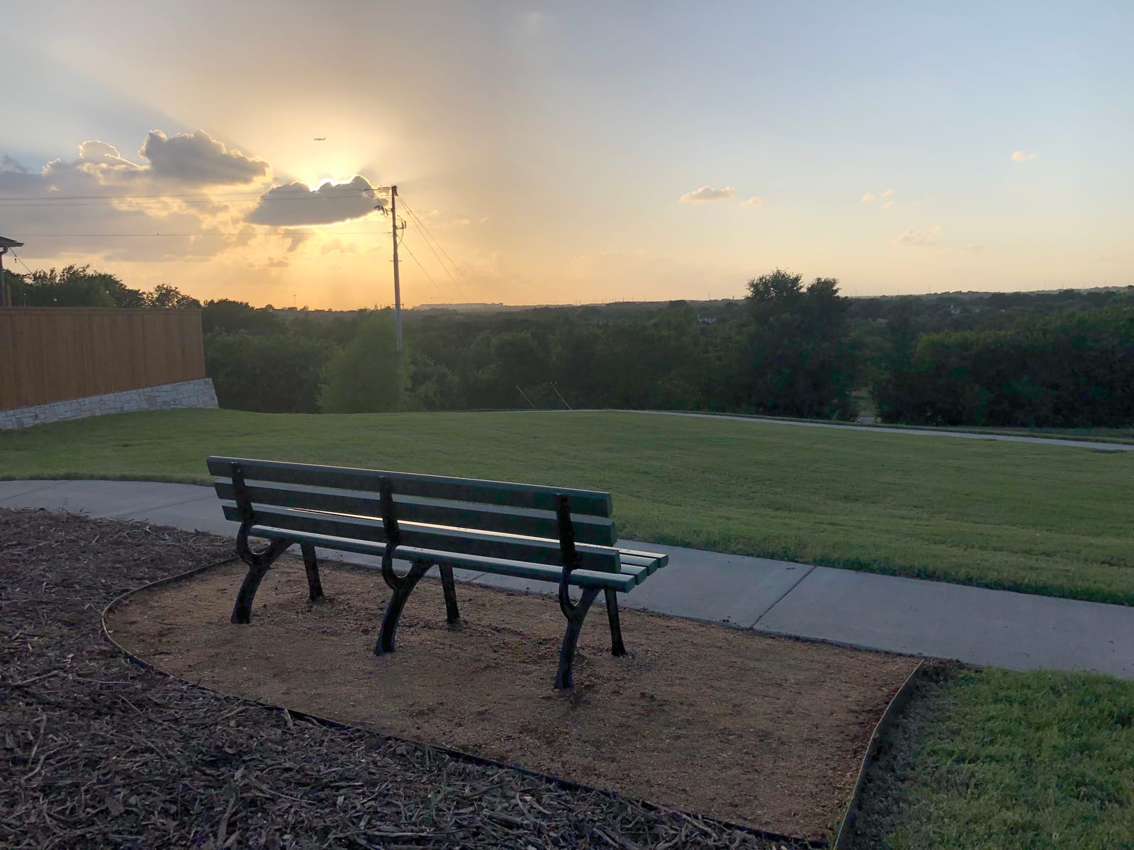 Global Industrial 6'L Outdoor Park Bench with Backrest, Recycled Plastic Slats, Wrought Iron Frame, 1985 lbs Capacity, Gray, Surface Mount, Easy Assembly customer photo 2