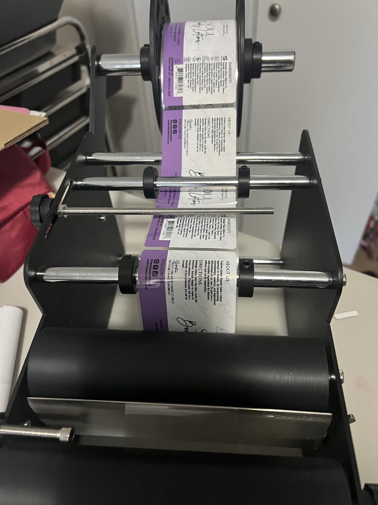 Manual Round Labeling Machine, Bottle Label Applicator for Round Bottles(White) customer photo 1