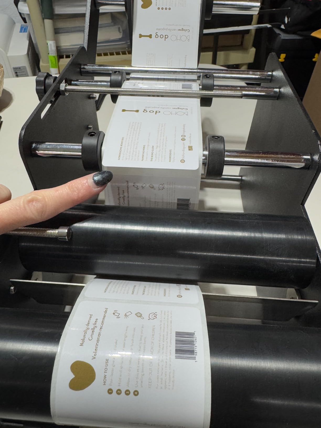 Manual Round Labeling Machine, Bottle Label Applicator for Round Bottles(White) customer photo 2