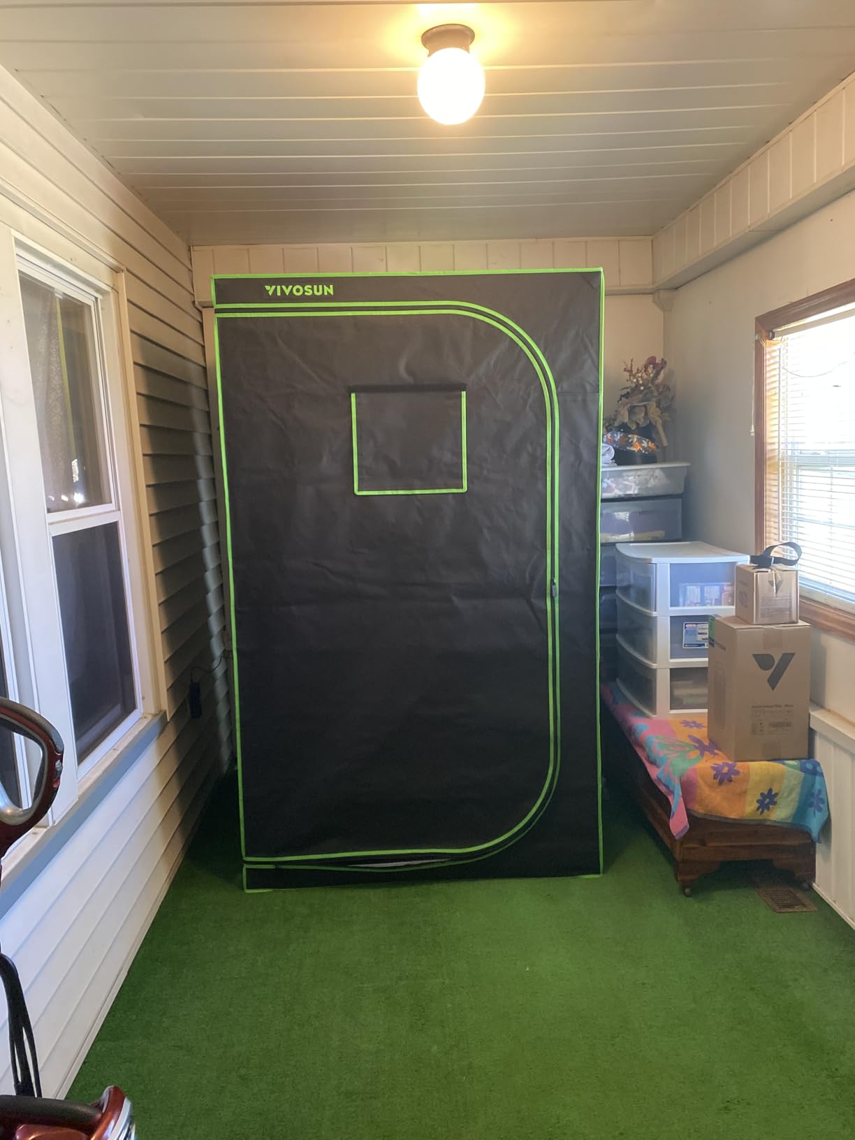VIVOSUN 4×4 Grow Tent Kit Complete System, WiFi-Controlled Grow System with Full Spectrum 400W LED Plant Grow Light, Automatic Ventilation, GrowHub Outlet A22 with Temperature and Humidity Sensor customer photo 2