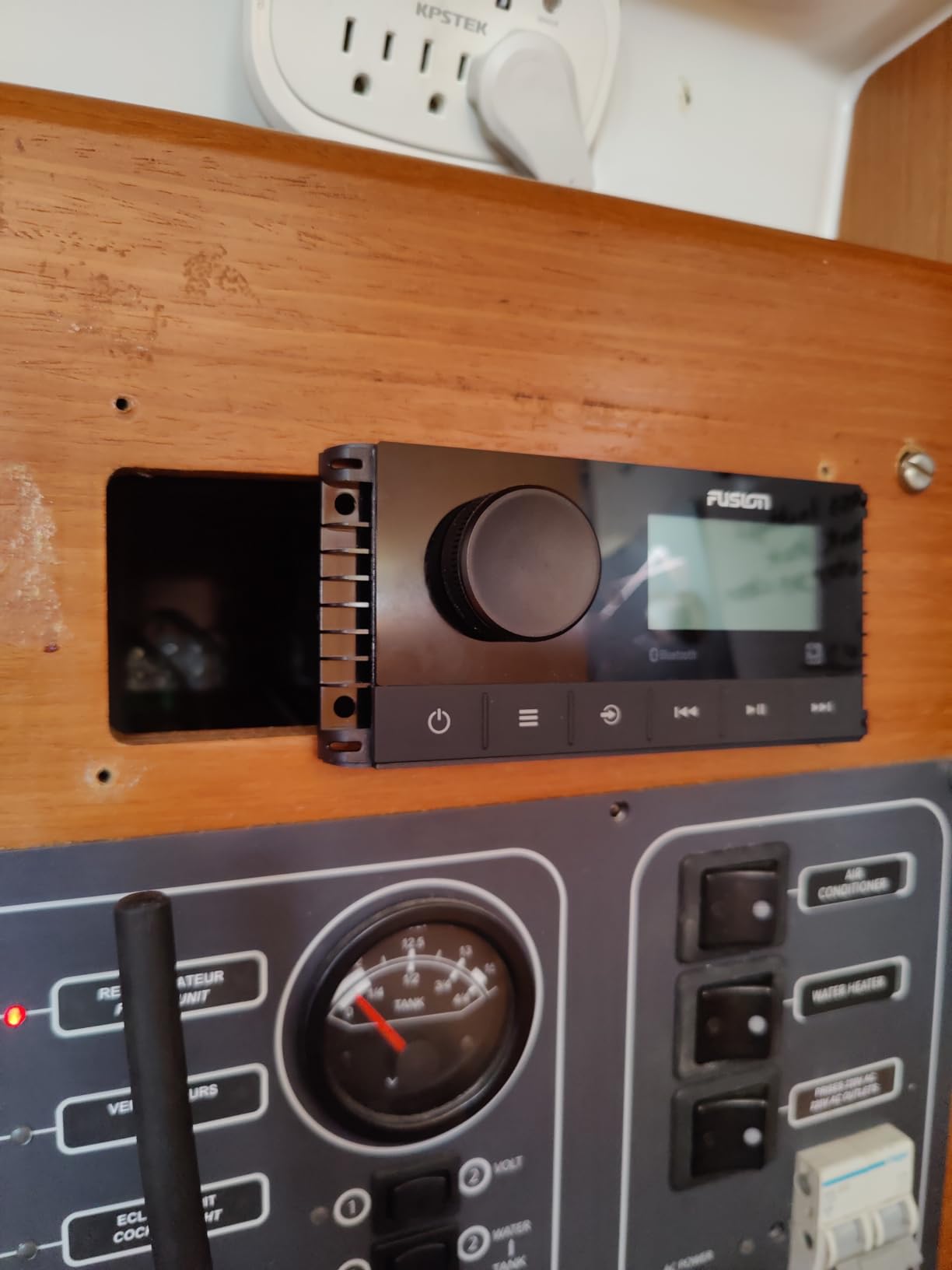 Fusion MS-RA60 Marine Stereo, A Garmin Brand customer photo 1