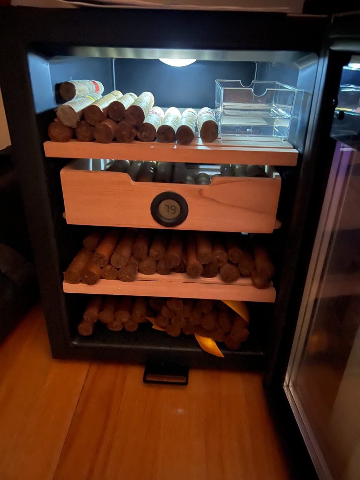 Whynter CHC-123DS 1.2 cu. ft. Stainless Steel Digital Control and Display Cigar Humidor with Spanish Cedar Shelves customer photo 1
