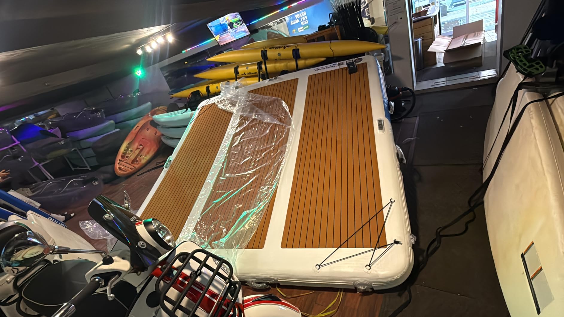 Island Hopper Mega Yacht Floating Dock - 10' x 10' Inflatable Dock for Boats and Lakefront - UV-Resistant PVC with Non-Slip EVA Foam - Holds Up to 2000 lbs - Lake Floats Easy Setup and Storage customer photo 2