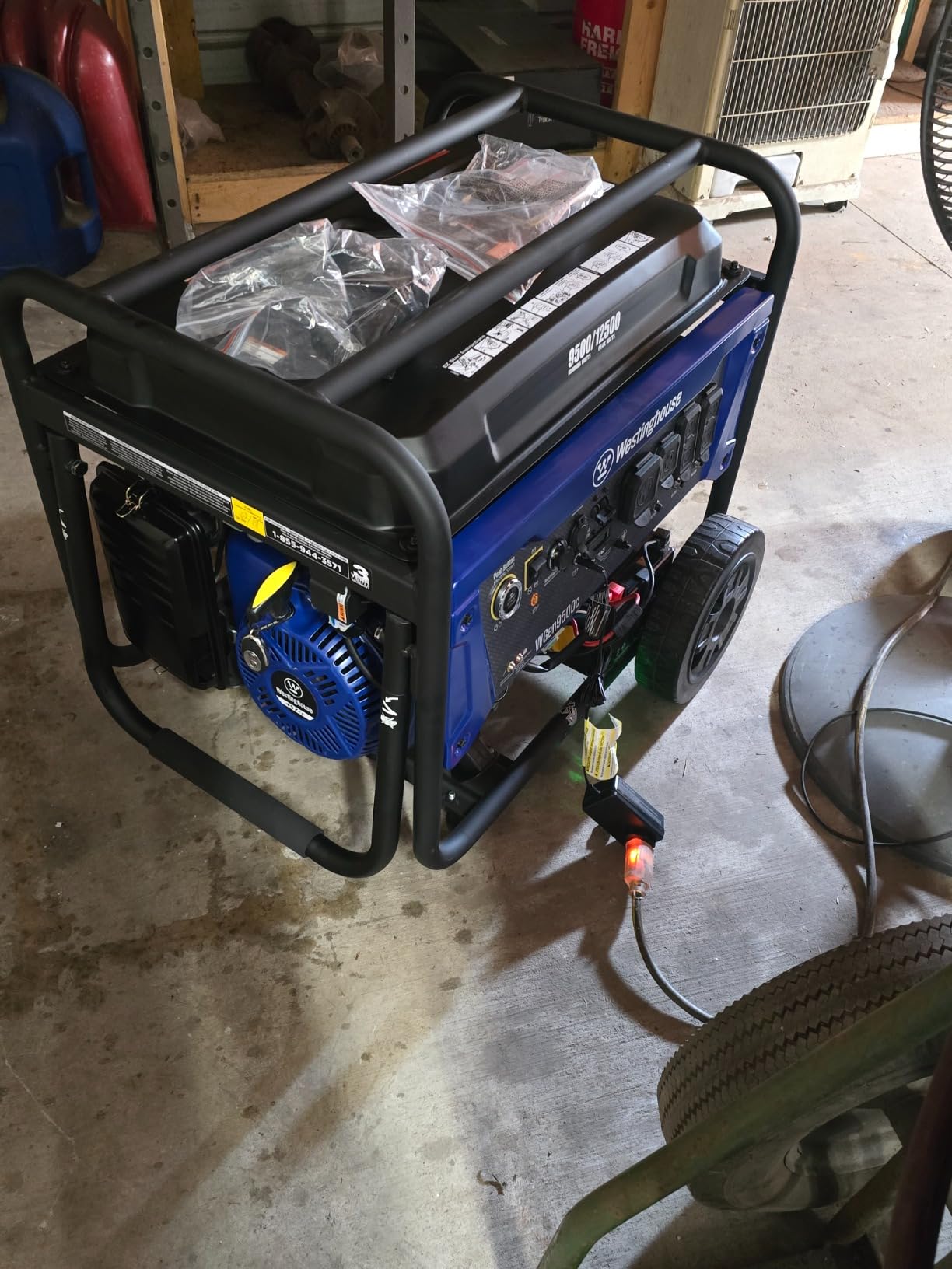 Westinghouse 12500 Peak Watt Home Backup Portable Generator, Remote Electric Start with Auto Choke, Transfer Switch Ready, Gas Powered, CO Sensor customer photo 2
