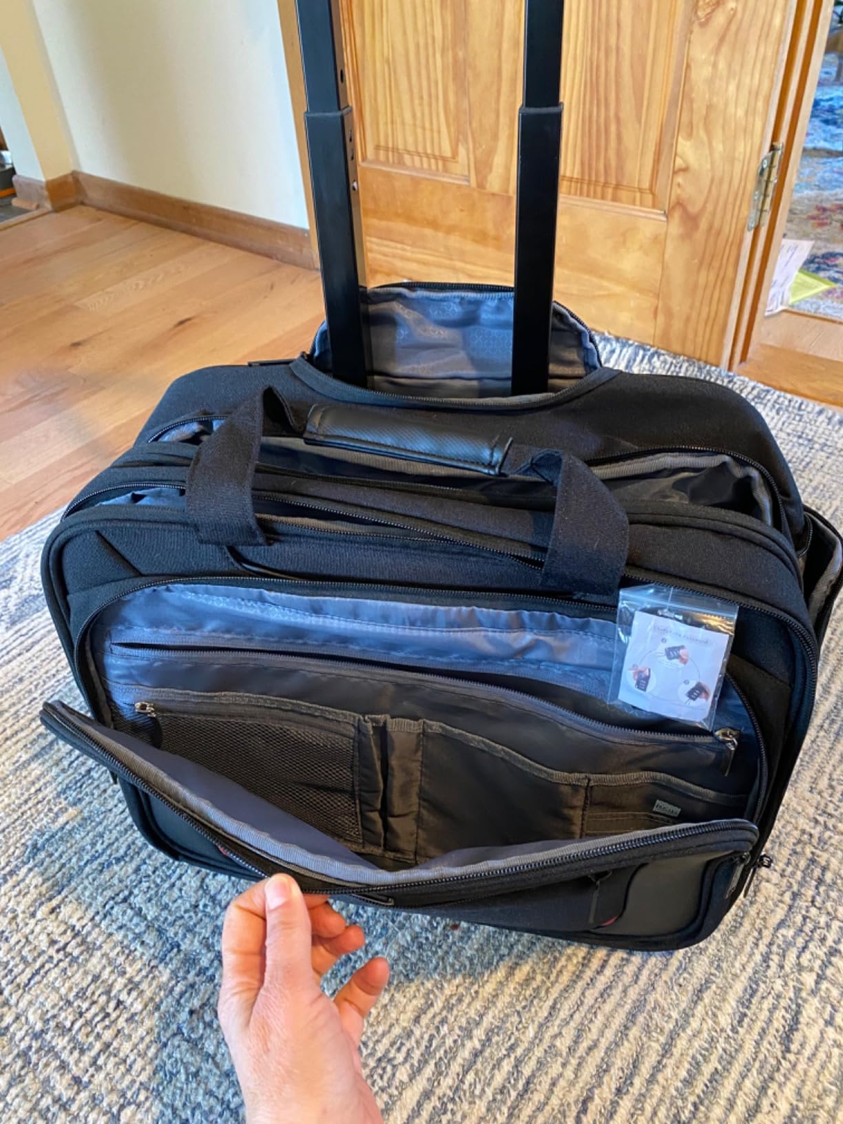 EMPSIGN 17.3 Inch Rolling Laptop Bag for Women/Men, Waterproof Rolling Computer Bag, Carry-on Briefcase with Wheels customer photo 2