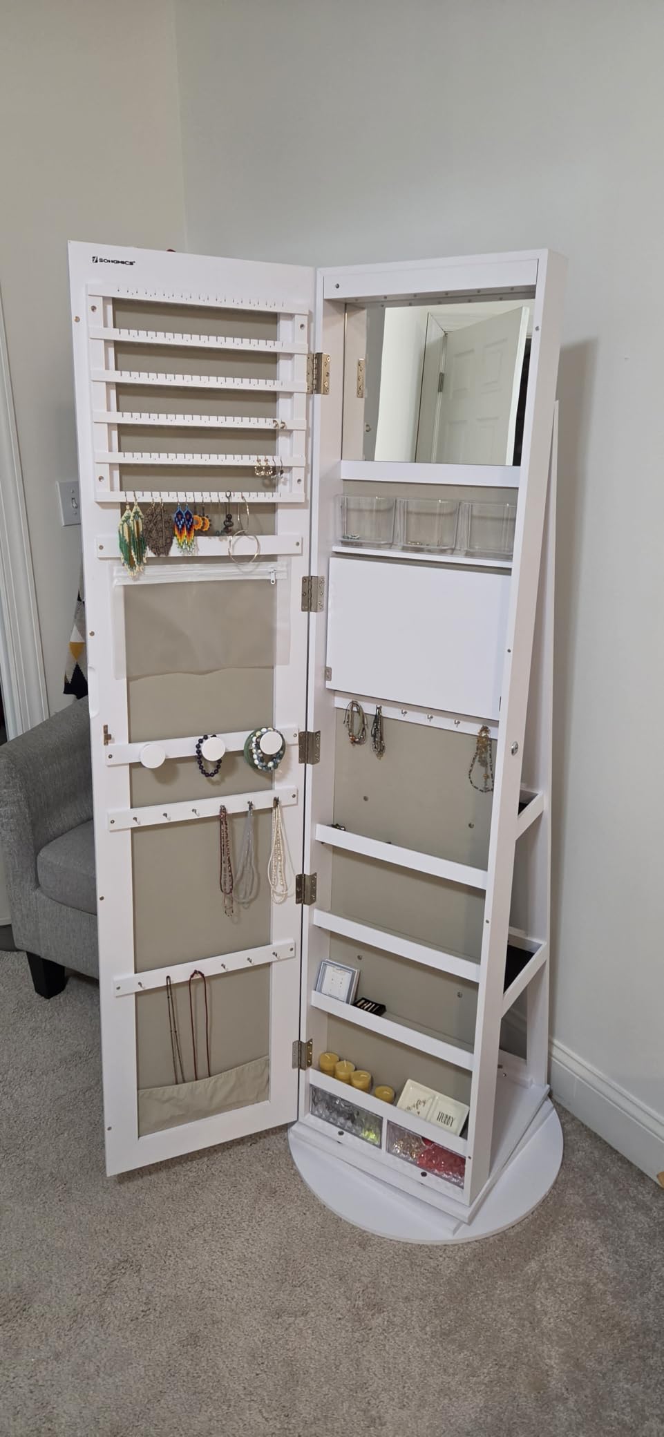 SONGMICS 6 LEDs Lockable Mirror Jewelry Cabinet, 360° Swivel Jewelry Organizer Armoire Standing, Frameless Full-Length Mirror, 3 Storage Shelves, White Surface, Black Lining UJJC007W01 customer photo 1