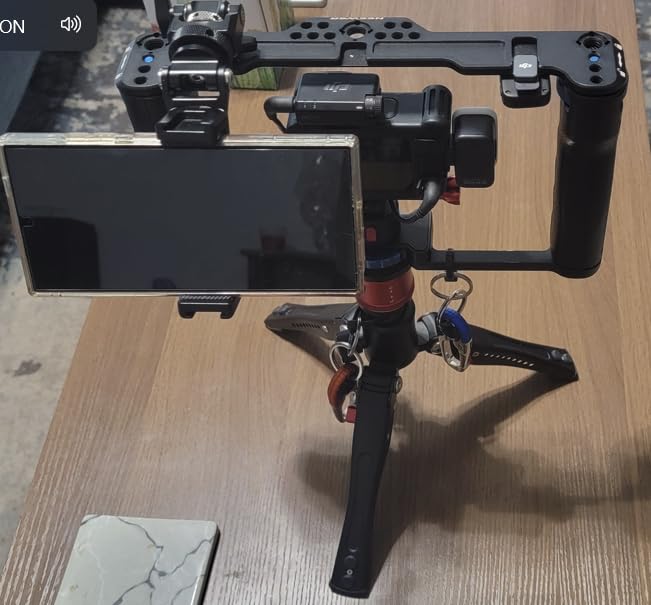 NEEWER Aluminum Alloy Camera Cage, Filmmaking Rig with Top Handle | Dual Grips & Arca Type Base, Compatible with Sony A7S III A7IV A6600 Canon EOS R5C R5 R6 DSLR/Mirrorless Cameras, VS107 Blue customer photo 2